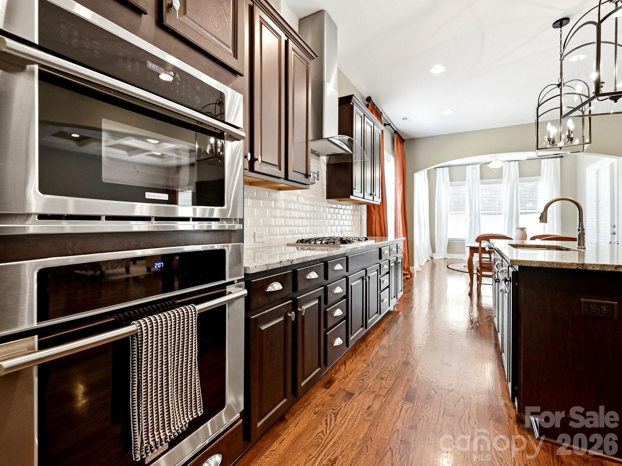 1209 Vickery Drive — Matthews