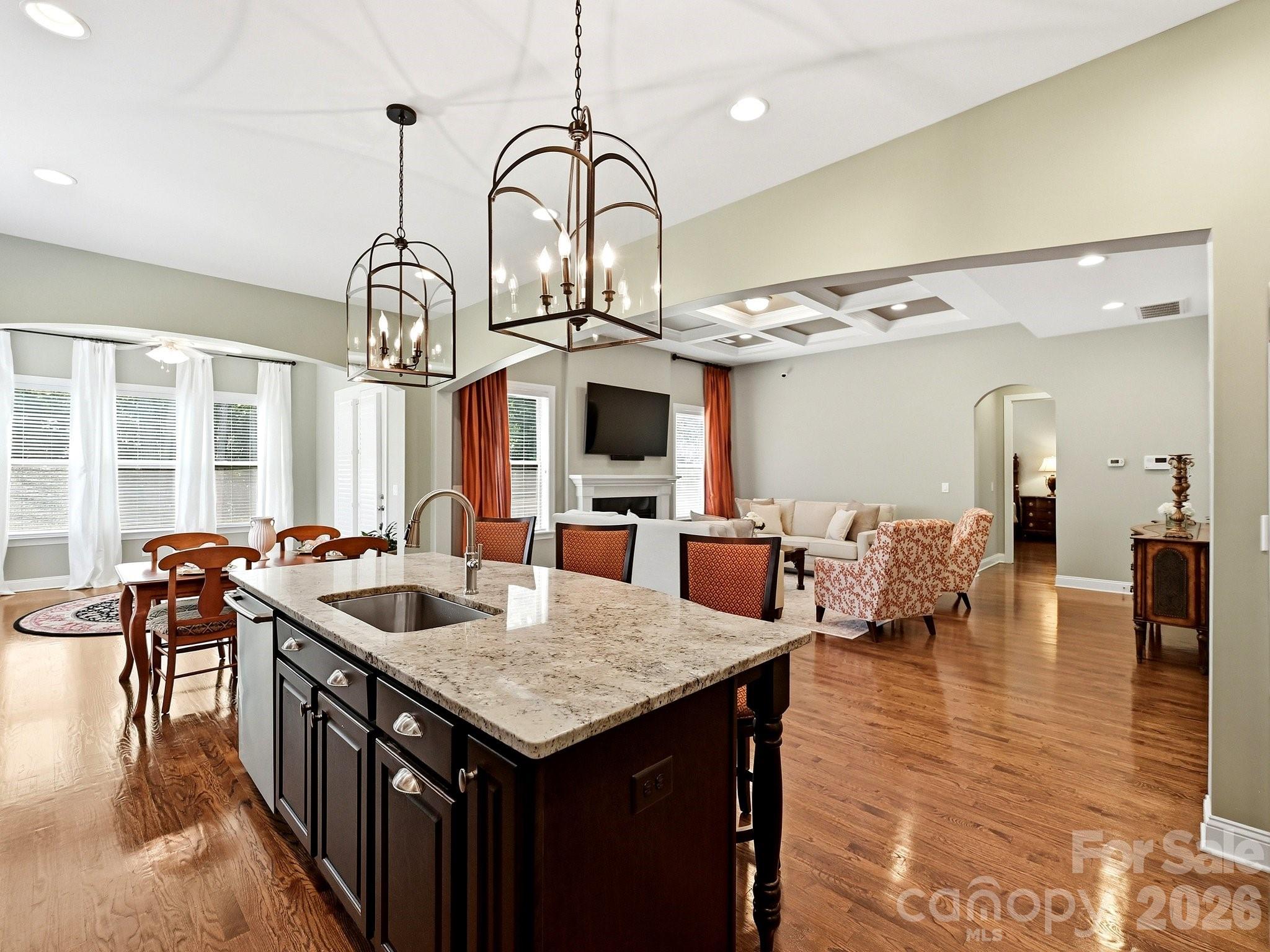 1209 Vickery Drive — Matthews