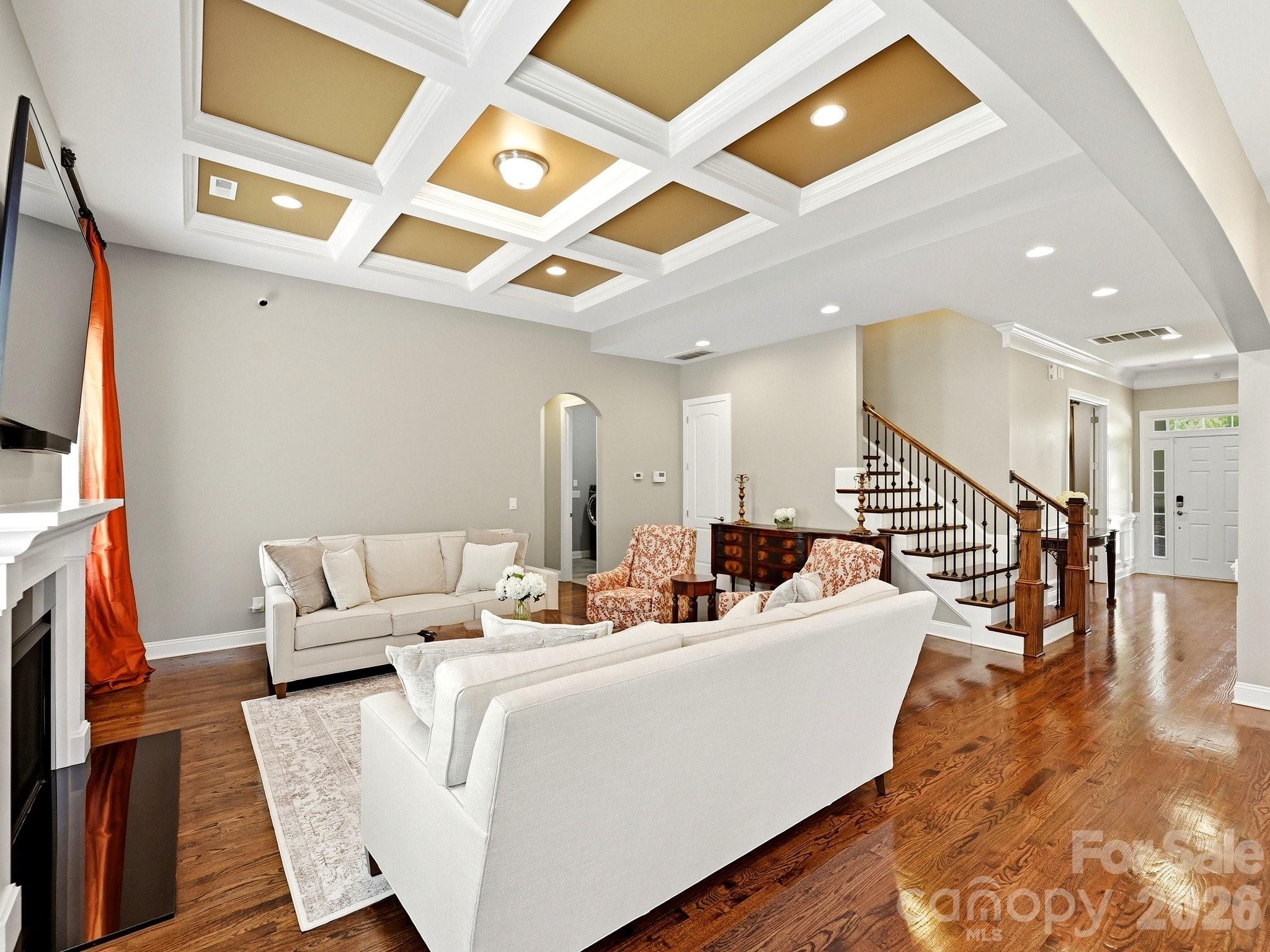 1209 Vickery Drive — Matthews