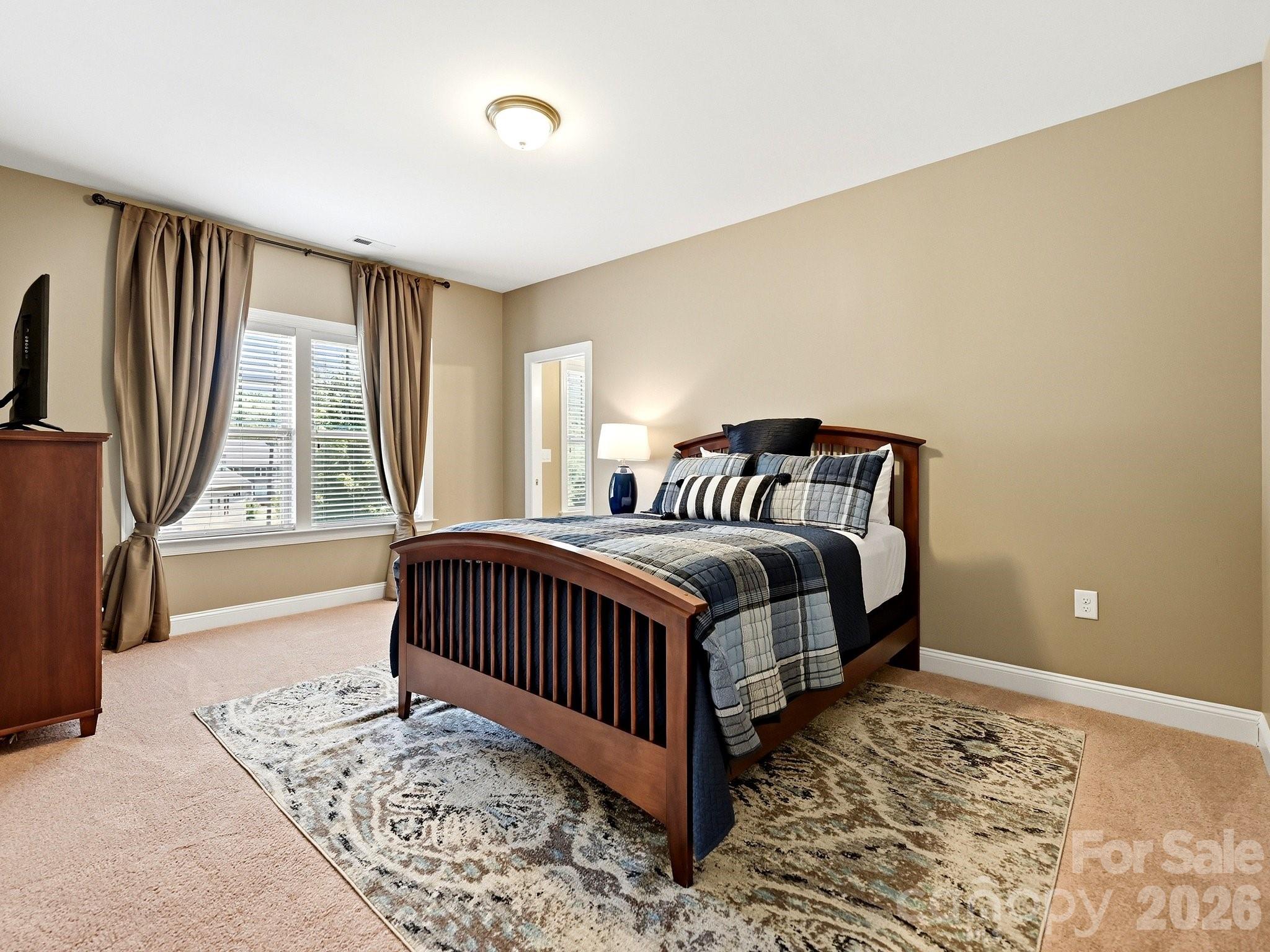 1209 Vickery Drive — Matthews