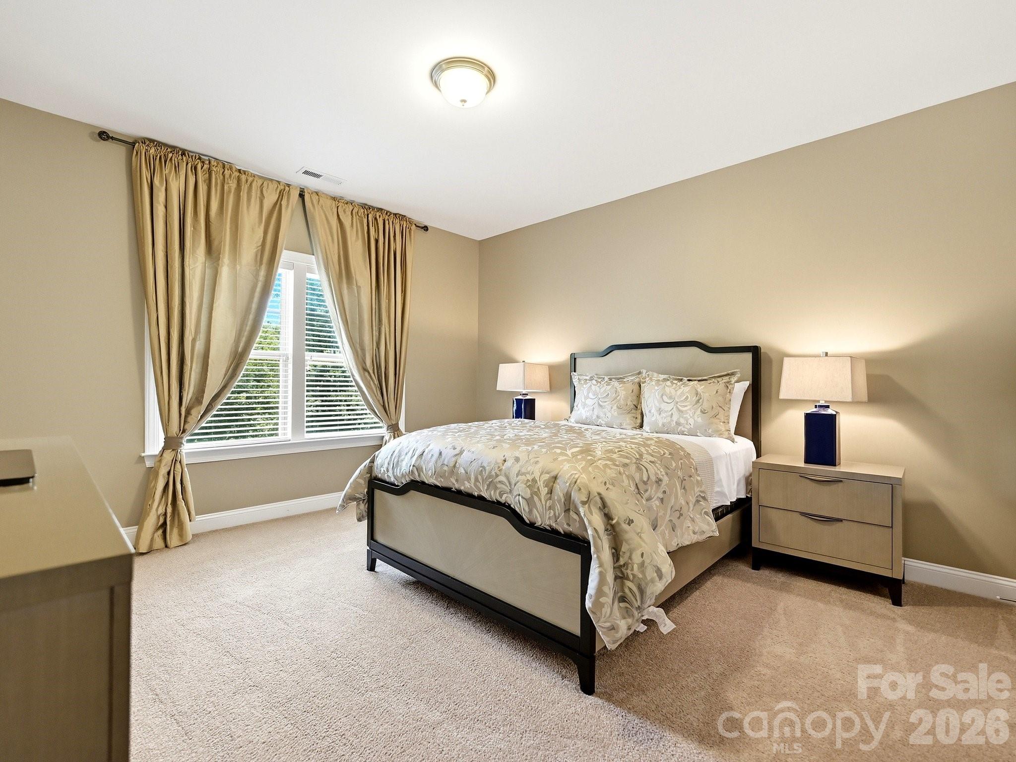 1209 Vickery Drive — Matthews
