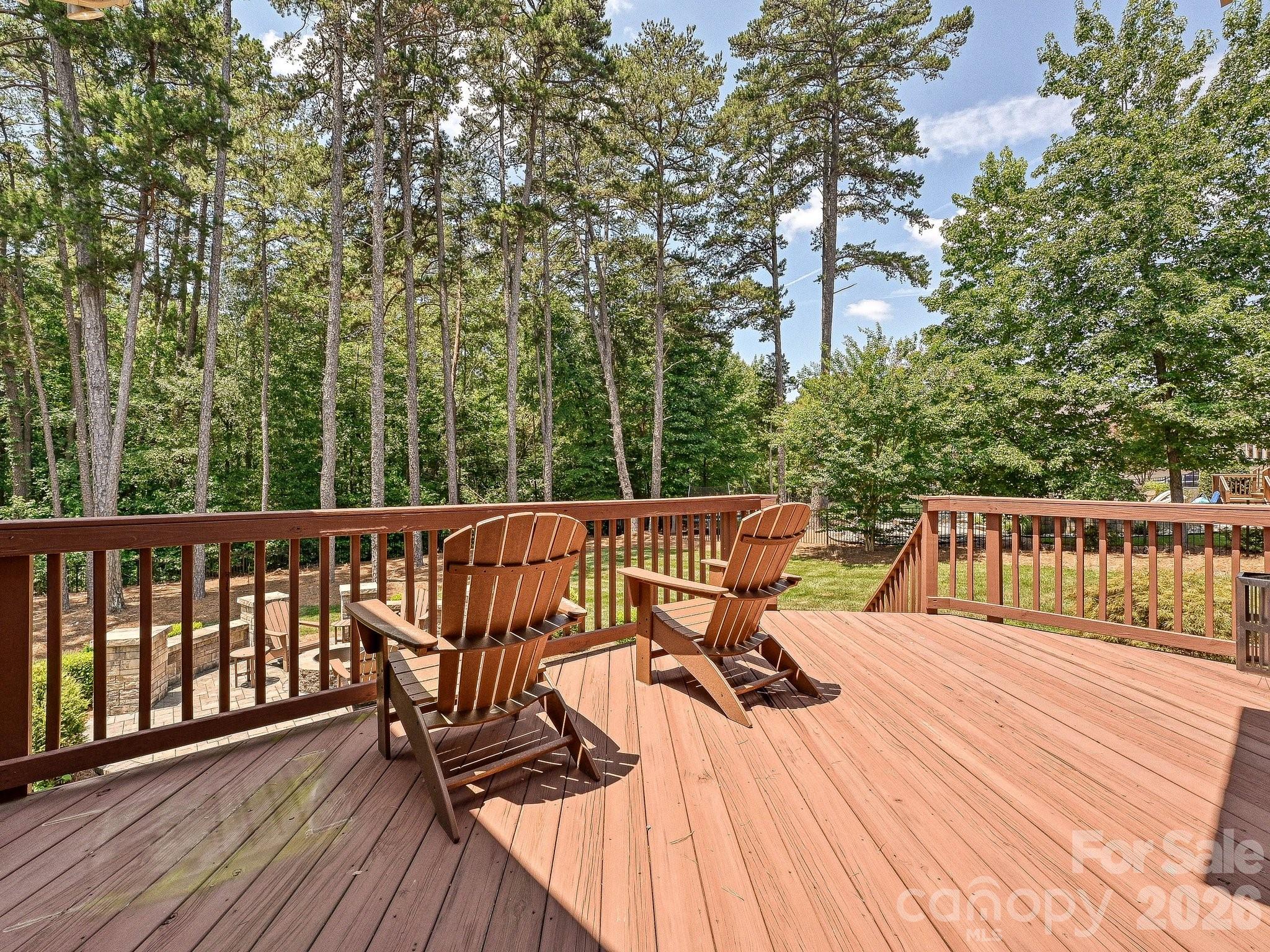 1209 Vickery Drive — Matthews