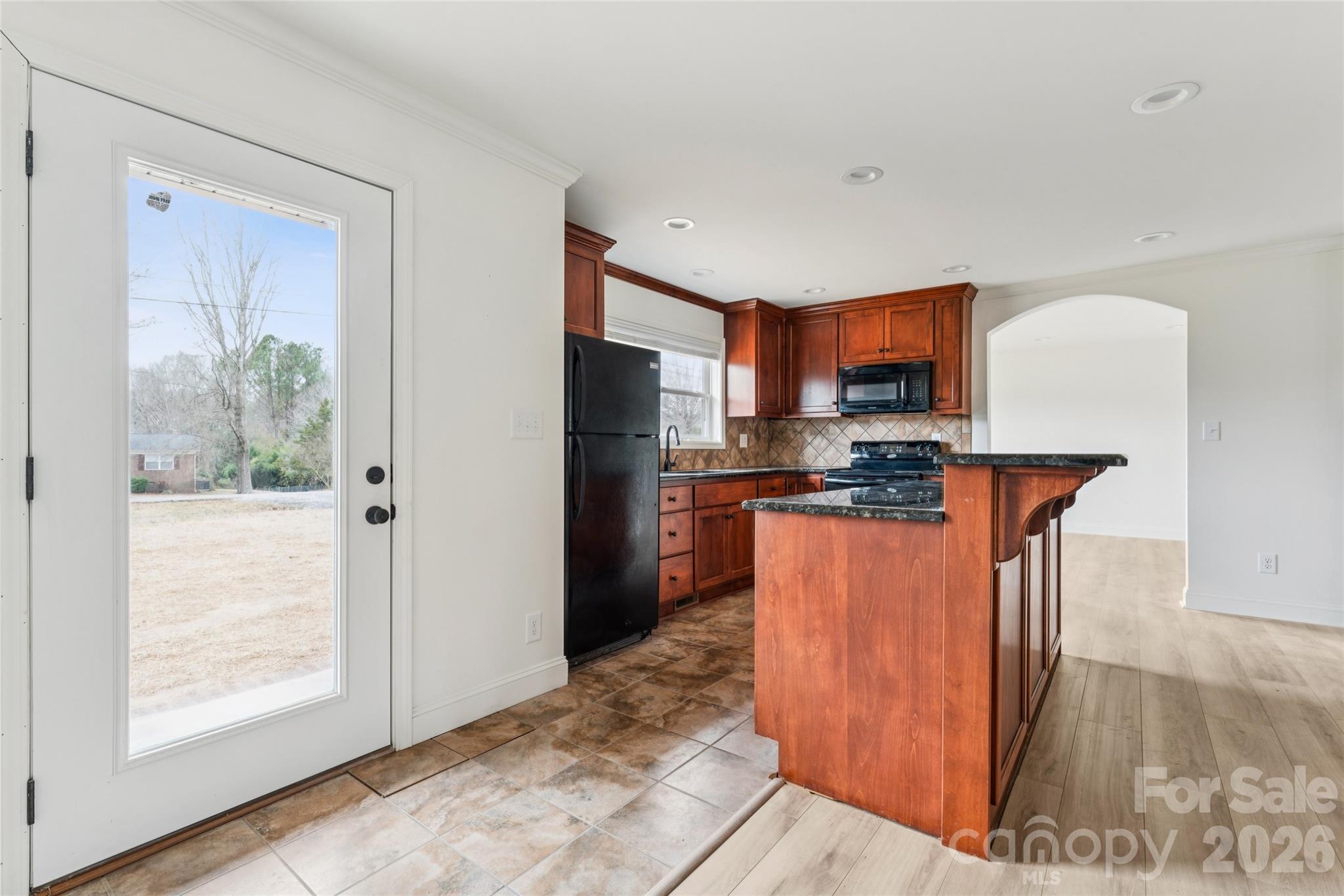 22055 Oakwood Road — Albemarle