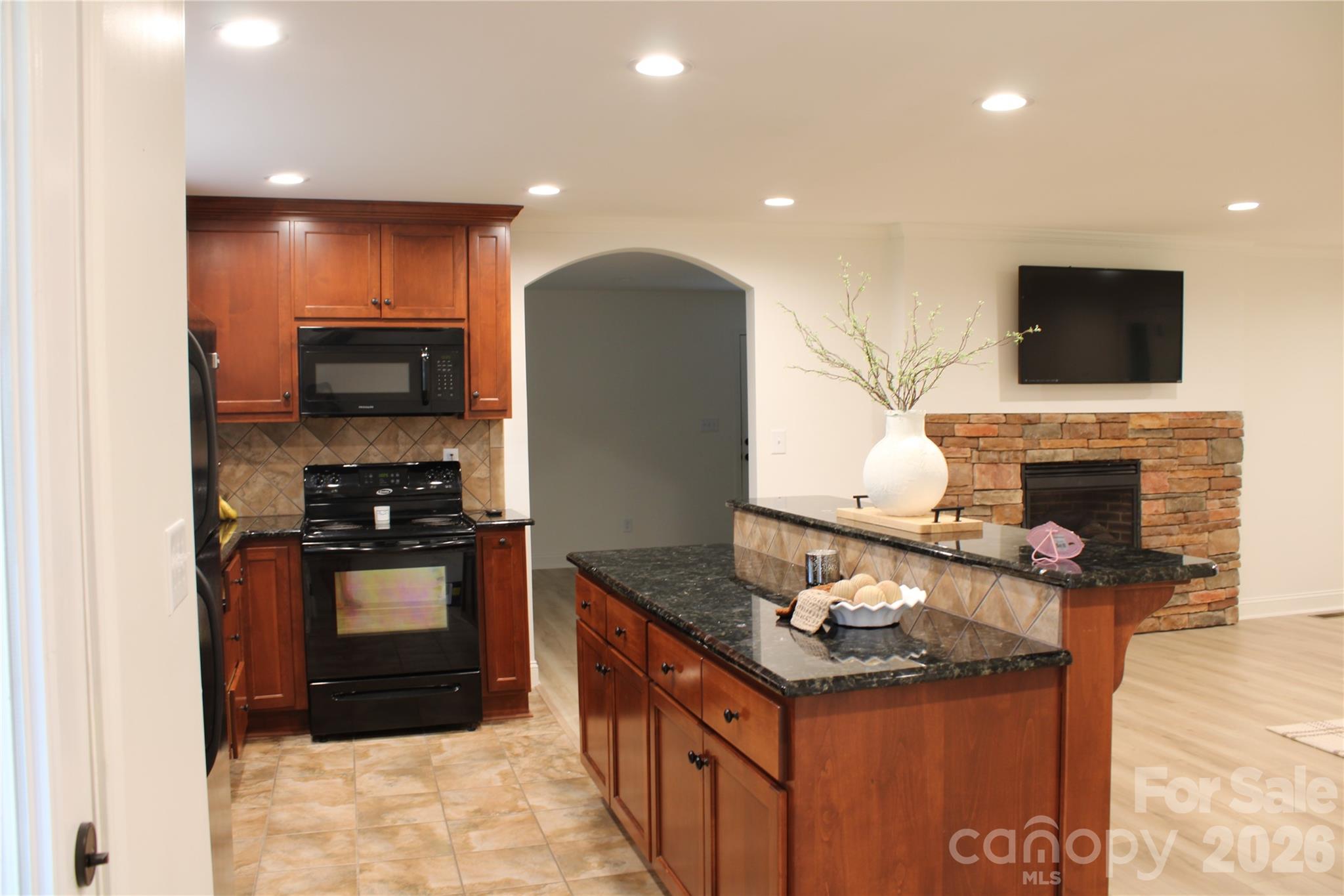 22055 Oakwood Road — Albemarle
