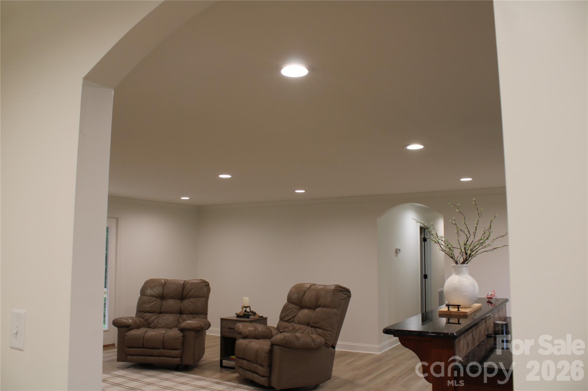 22055 Oakwood Road — Albemarle
