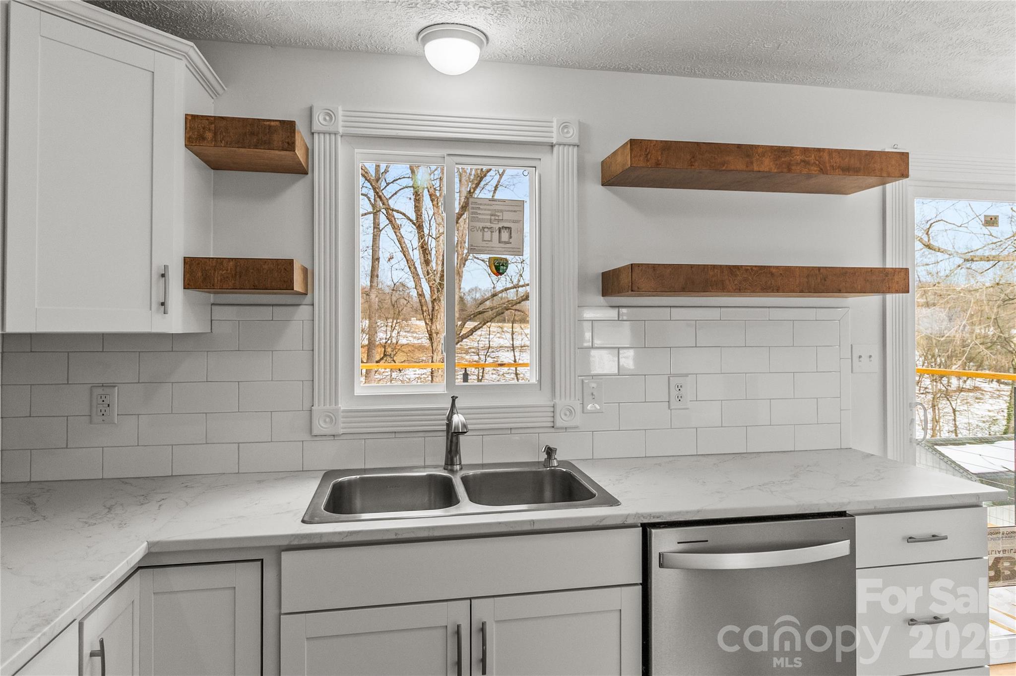 2474 Cedar Valley Drive — Conover