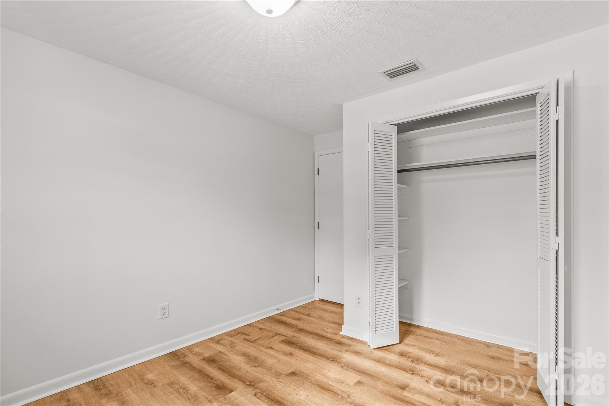 2474 Cedar Valley Drive — Conover
