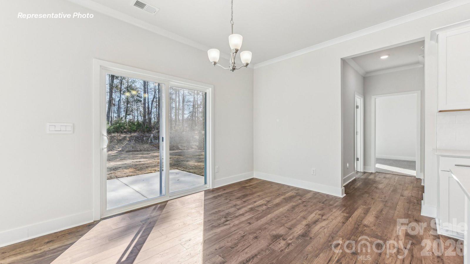 2220 Keppel Court — York