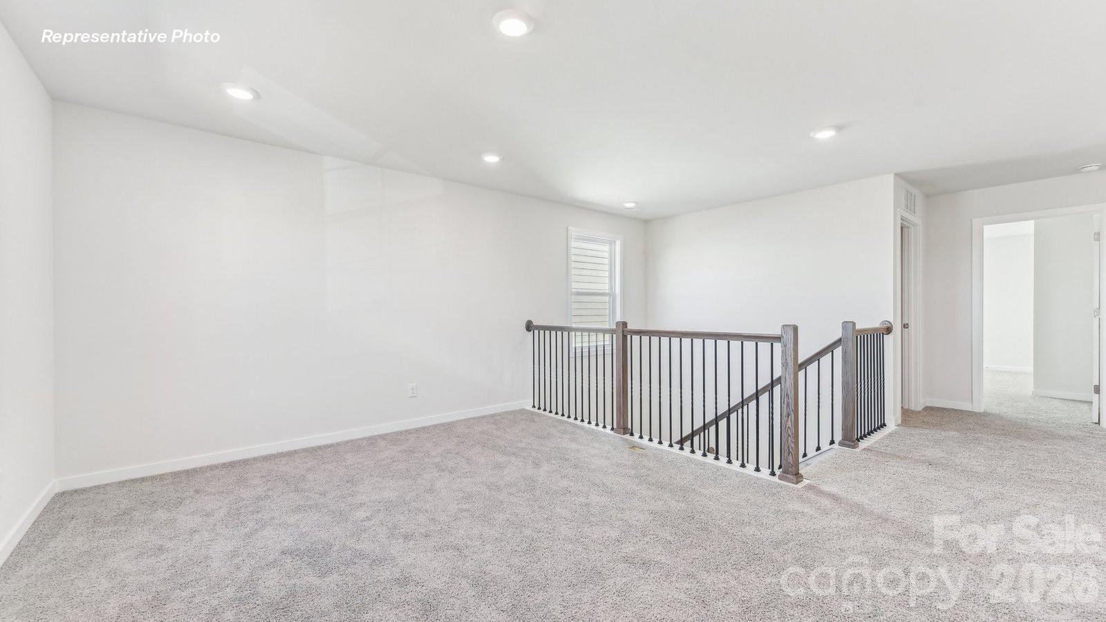 2220 Keppel Court — York