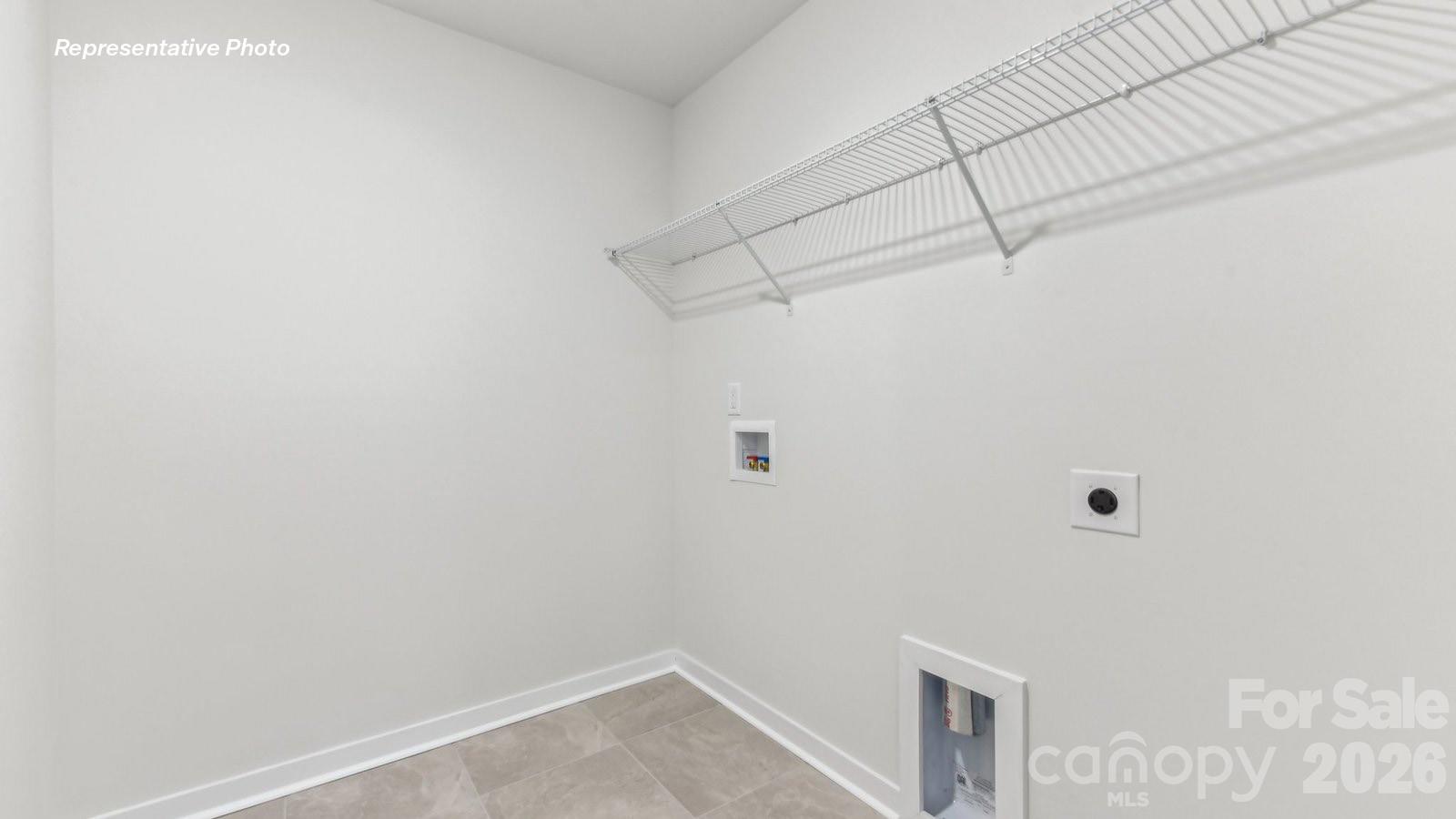 2220 Keppel Court — York