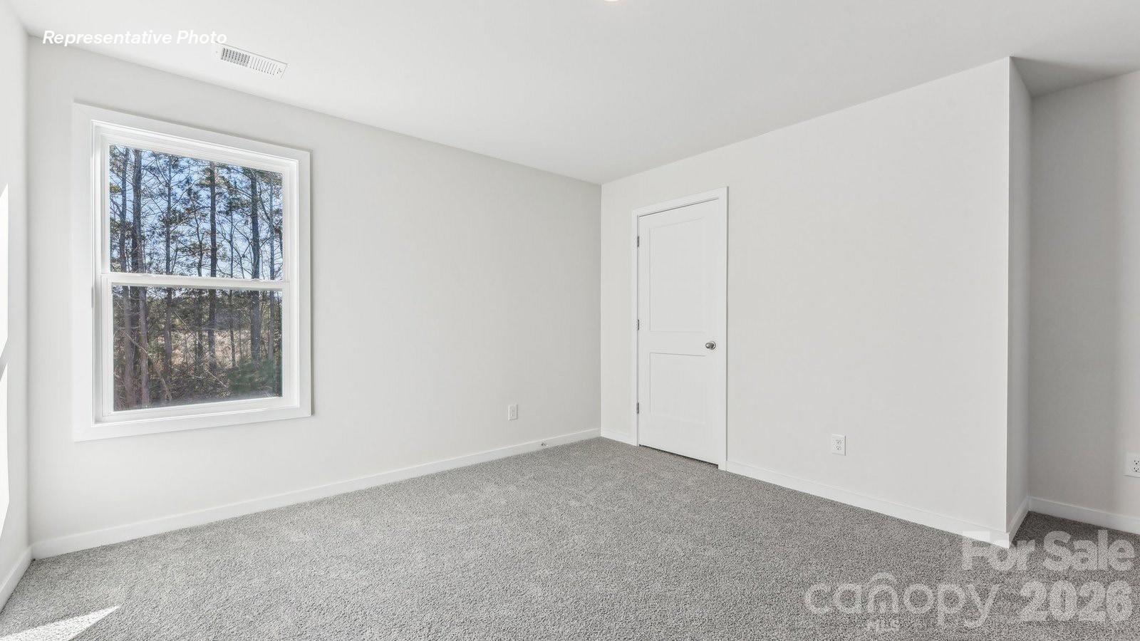 2220 Keppel Court — York
