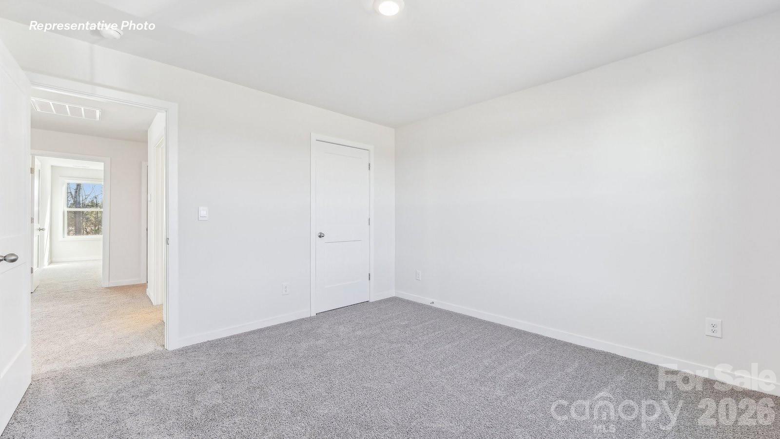 2220 Keppel Court — York