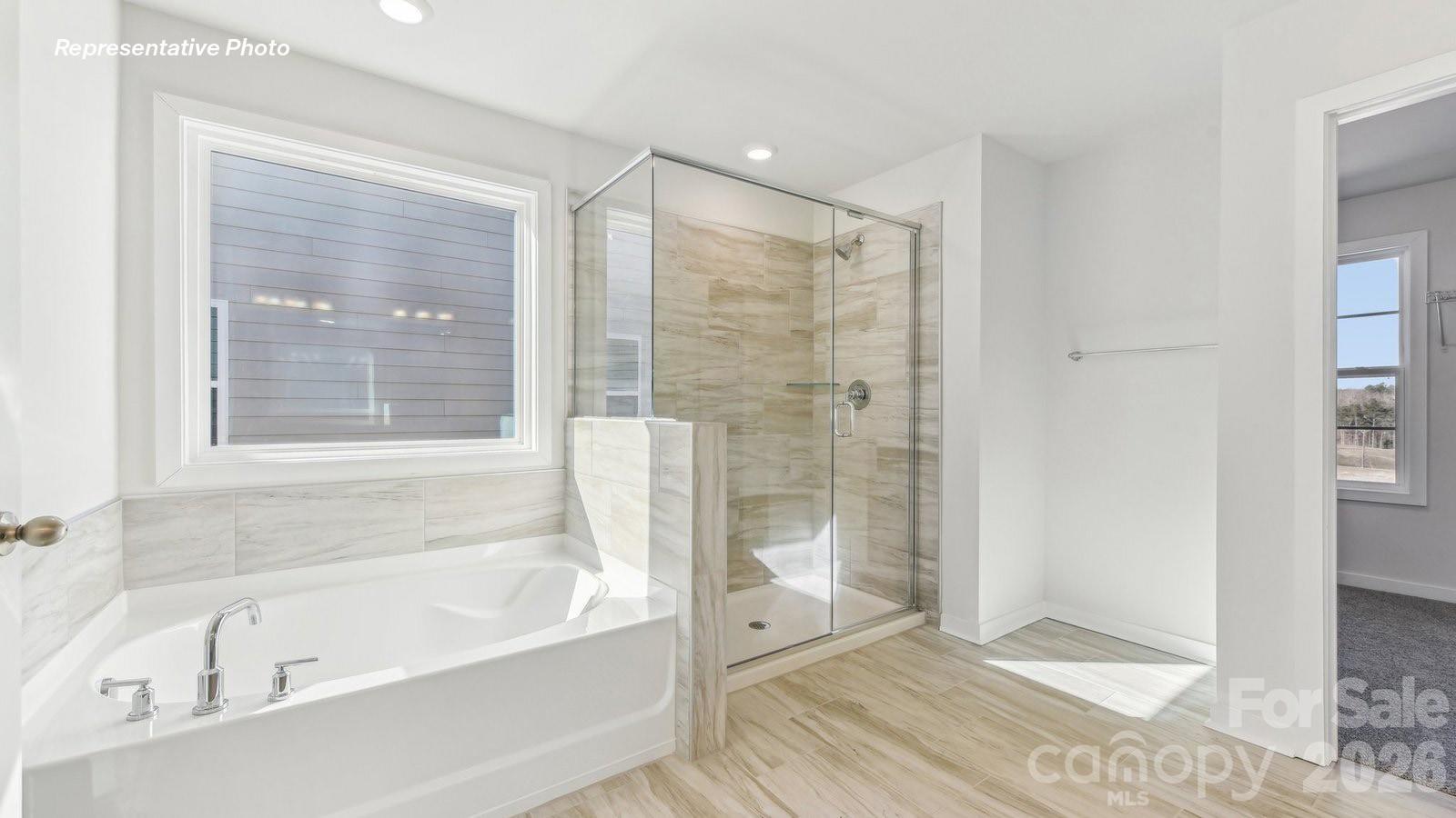 2220 Keppel Court — York