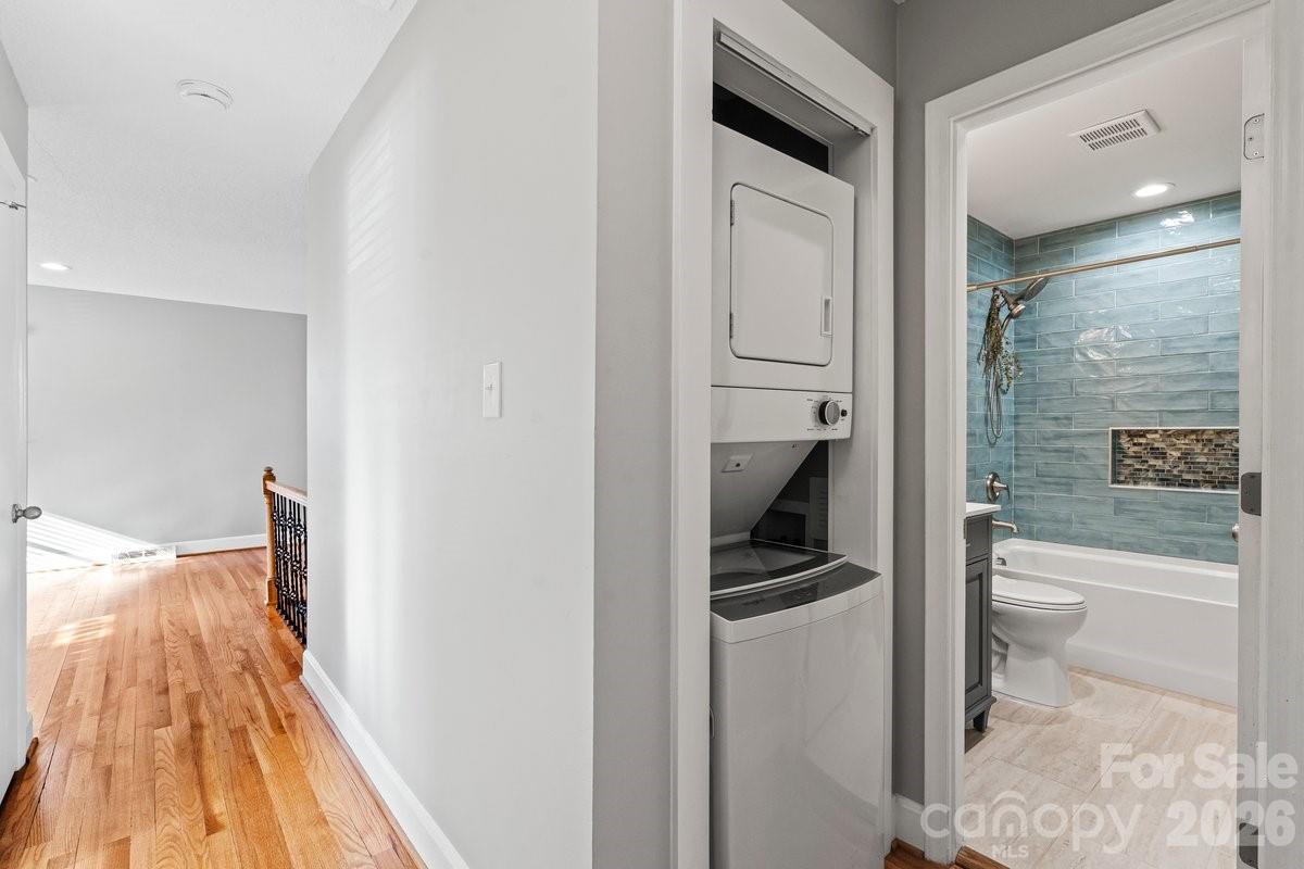 1717 Woodvalley Drive — Charlotte