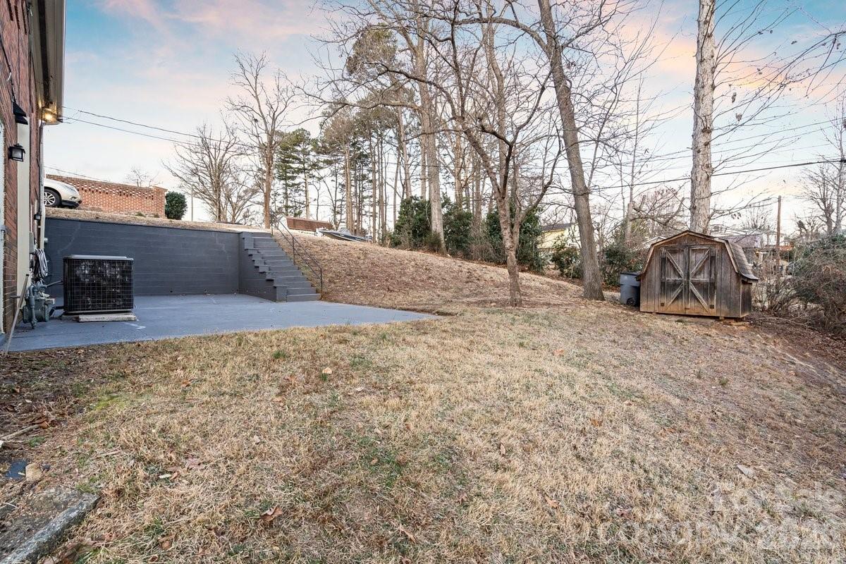 1717 Woodvalley Drive — Charlotte