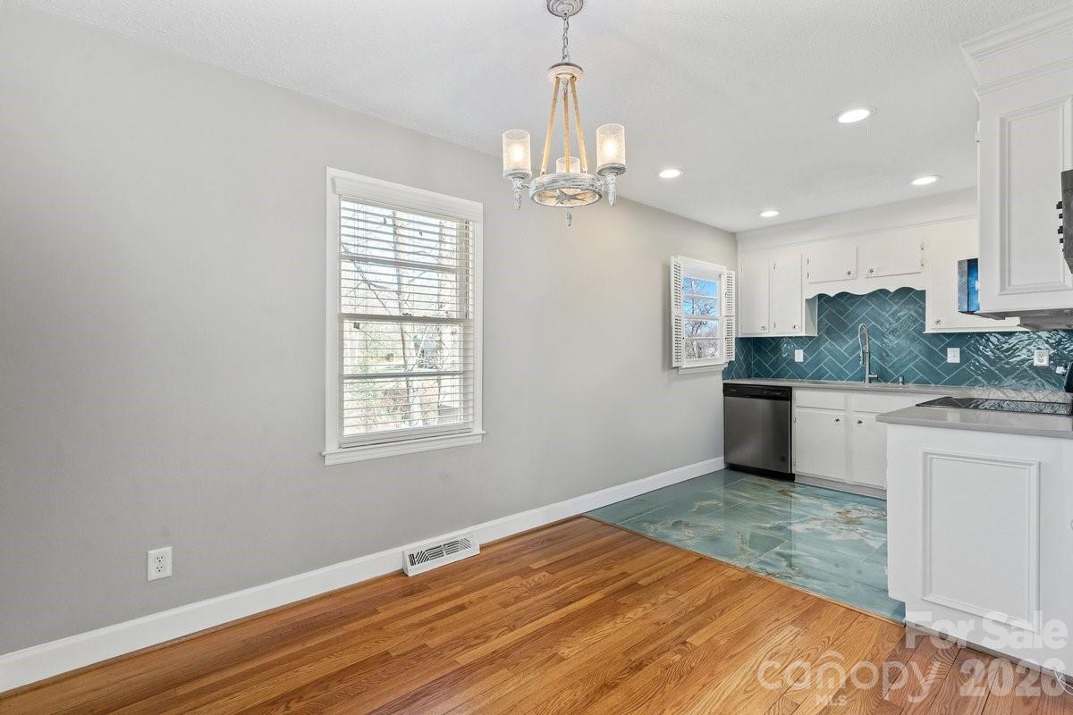 1717 Woodvalley Drive — Charlotte