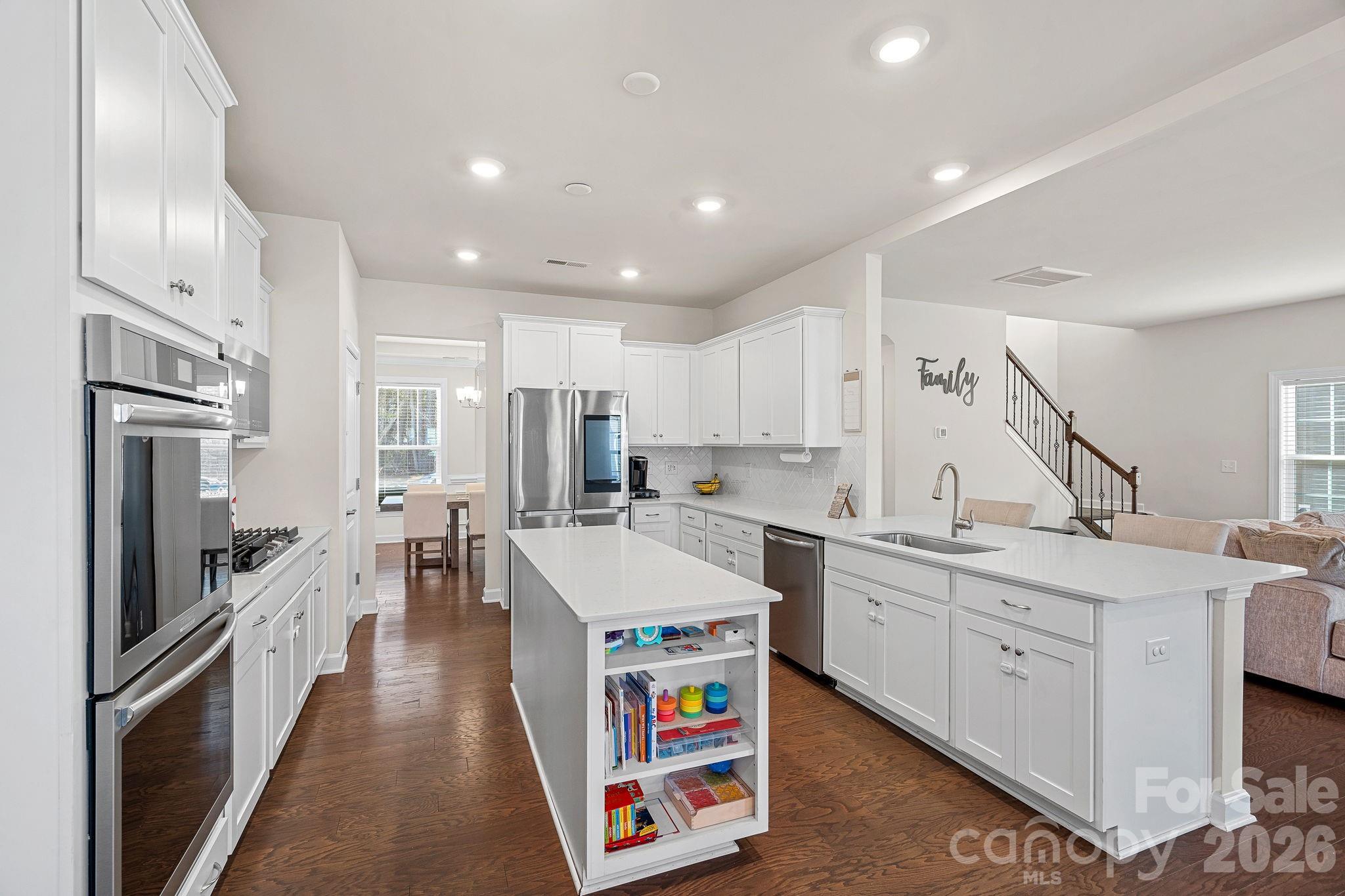 19108 Birdmeadow Drive — Huntersville
