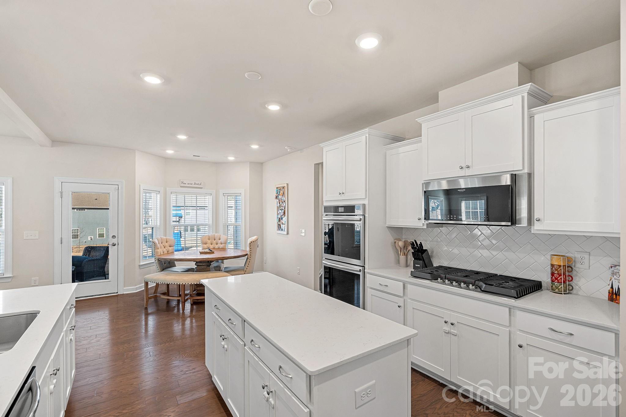 19108 Birdmeadow Drive — Huntersville