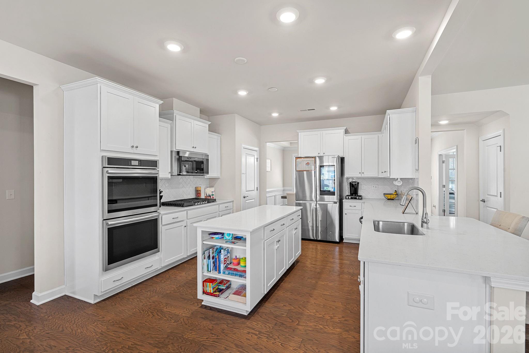 19108 Birdmeadow Drive — Huntersville