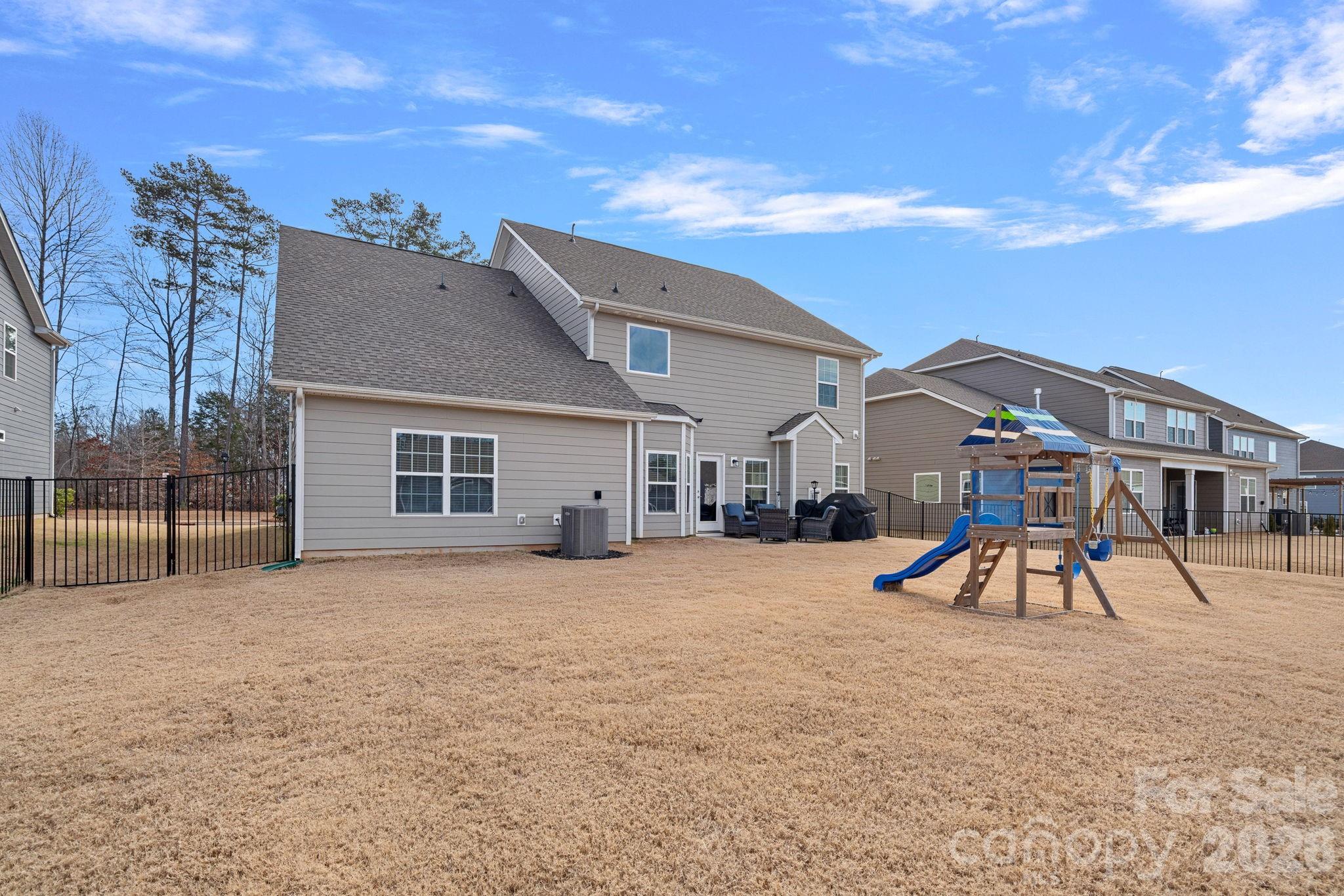 19108 Birdmeadow Drive — Huntersville