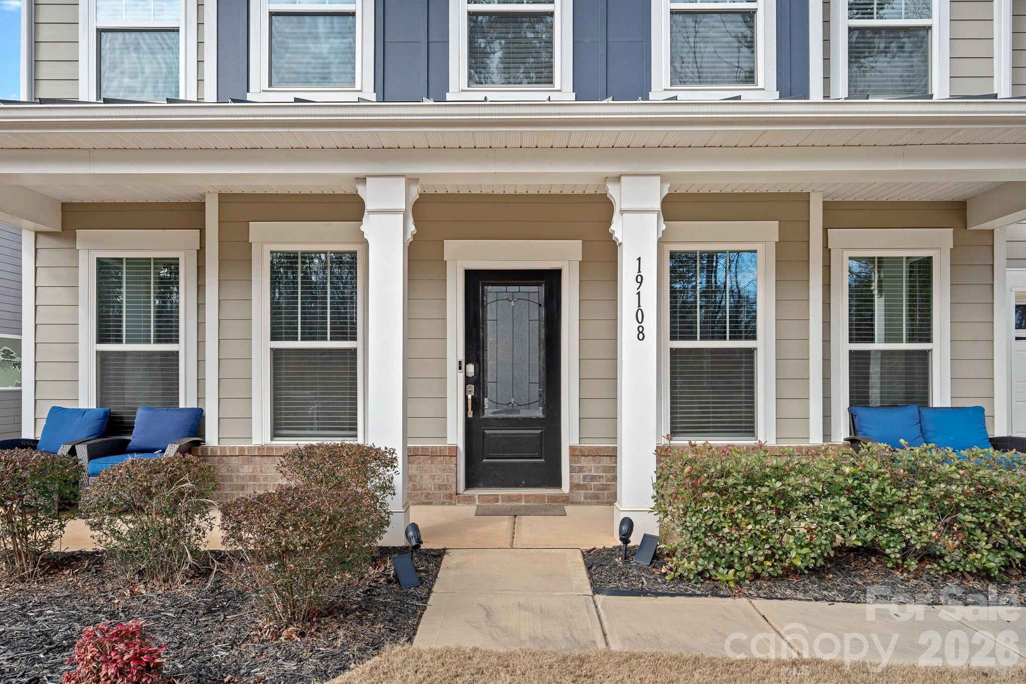19108 Birdmeadow Drive — Huntersville