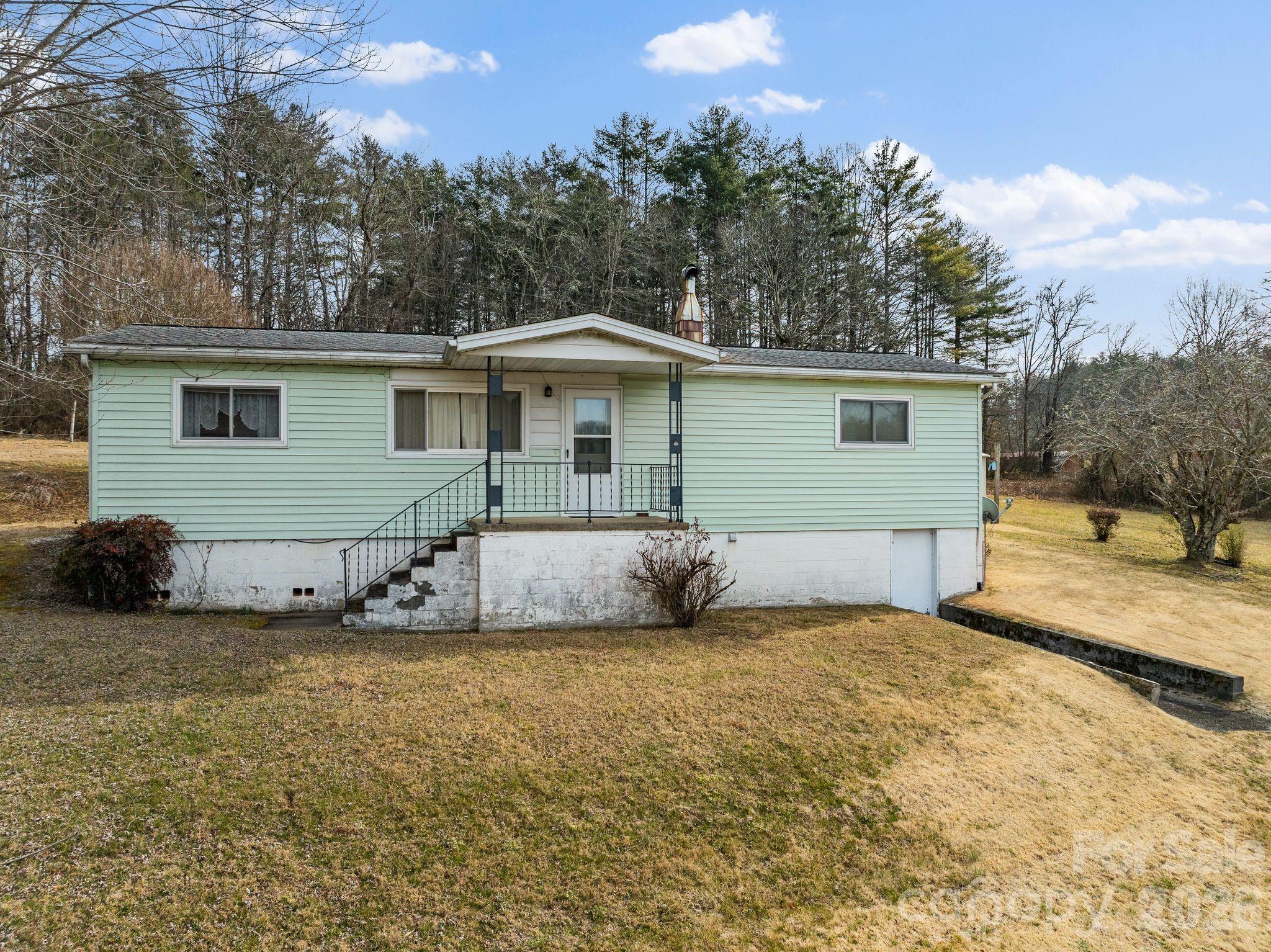 146 and 148 Monteith Road — Brevard