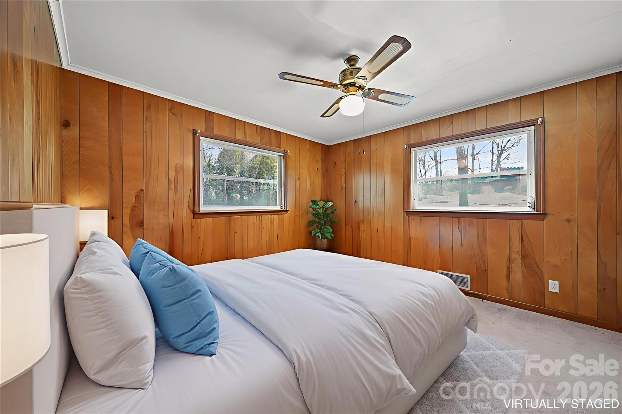 701 E Oakwood Avenue — Albemarle