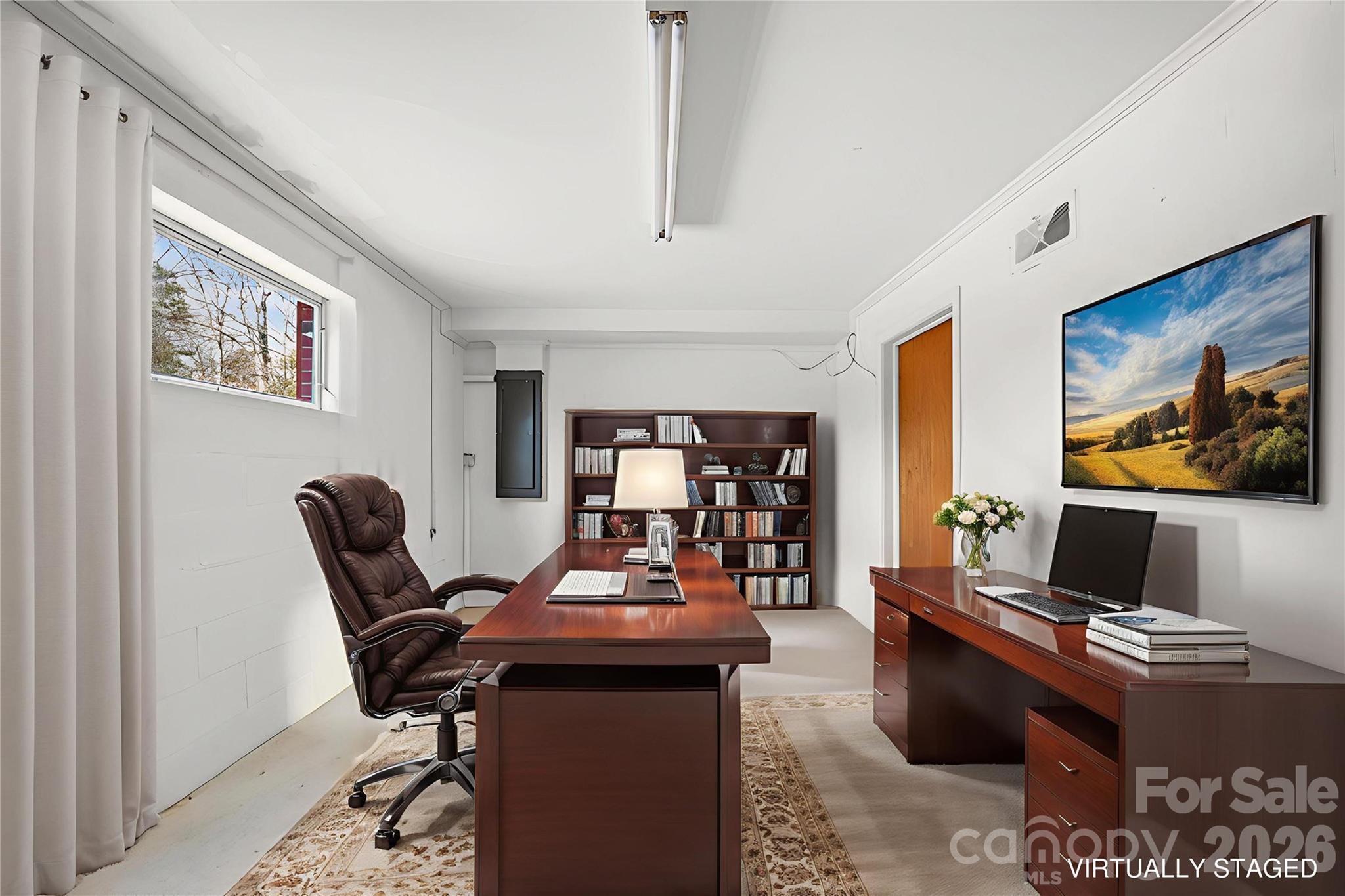 701 E Oakwood Avenue — Albemarle