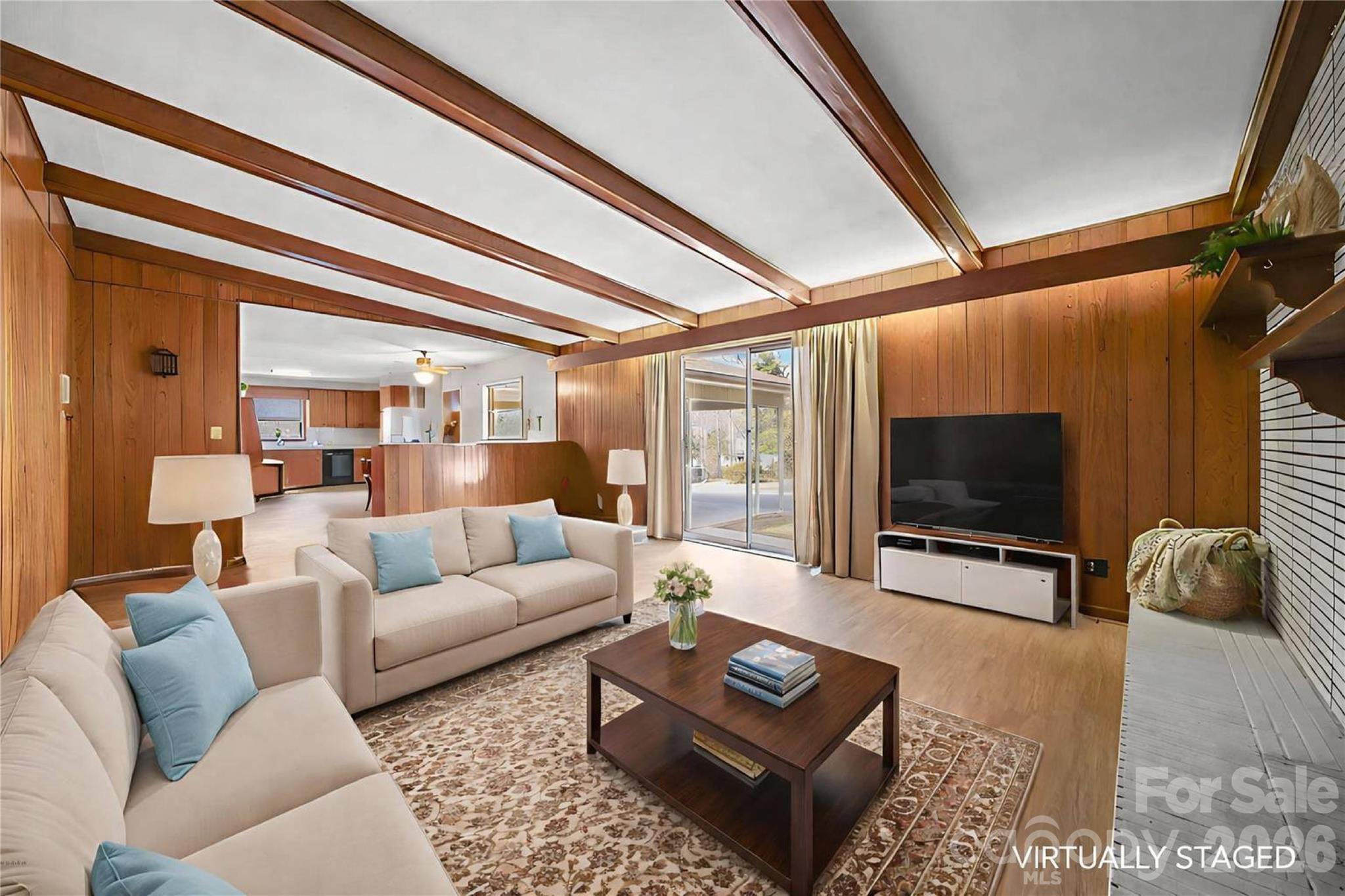 701 E Oakwood Avenue — Albemarle