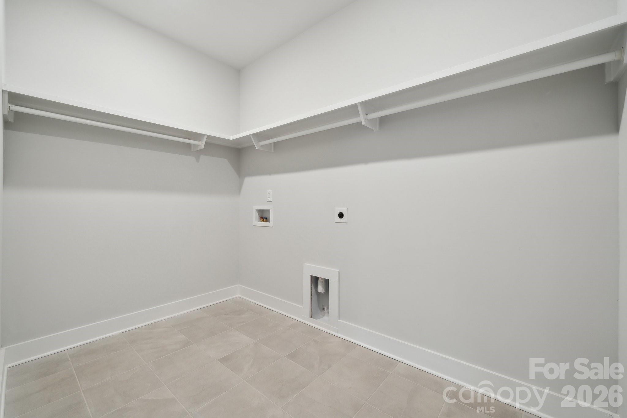 3504 Oasis Drive — Monroe