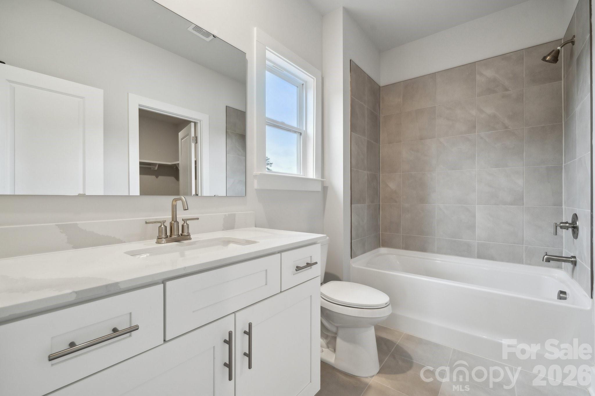 3504 Oasis Drive — Monroe