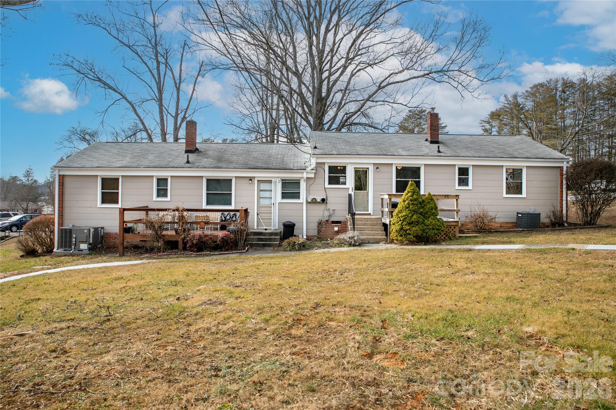 19 Trowbridge Lane — Brevard
