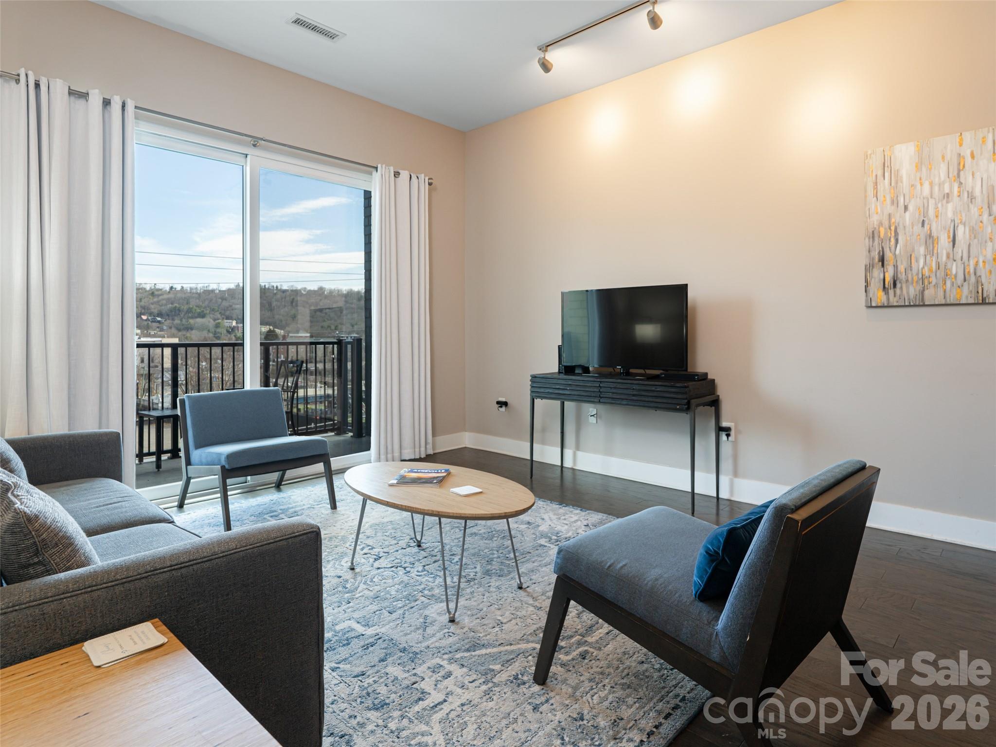 45 Asheland Avenue #306 — Asheville