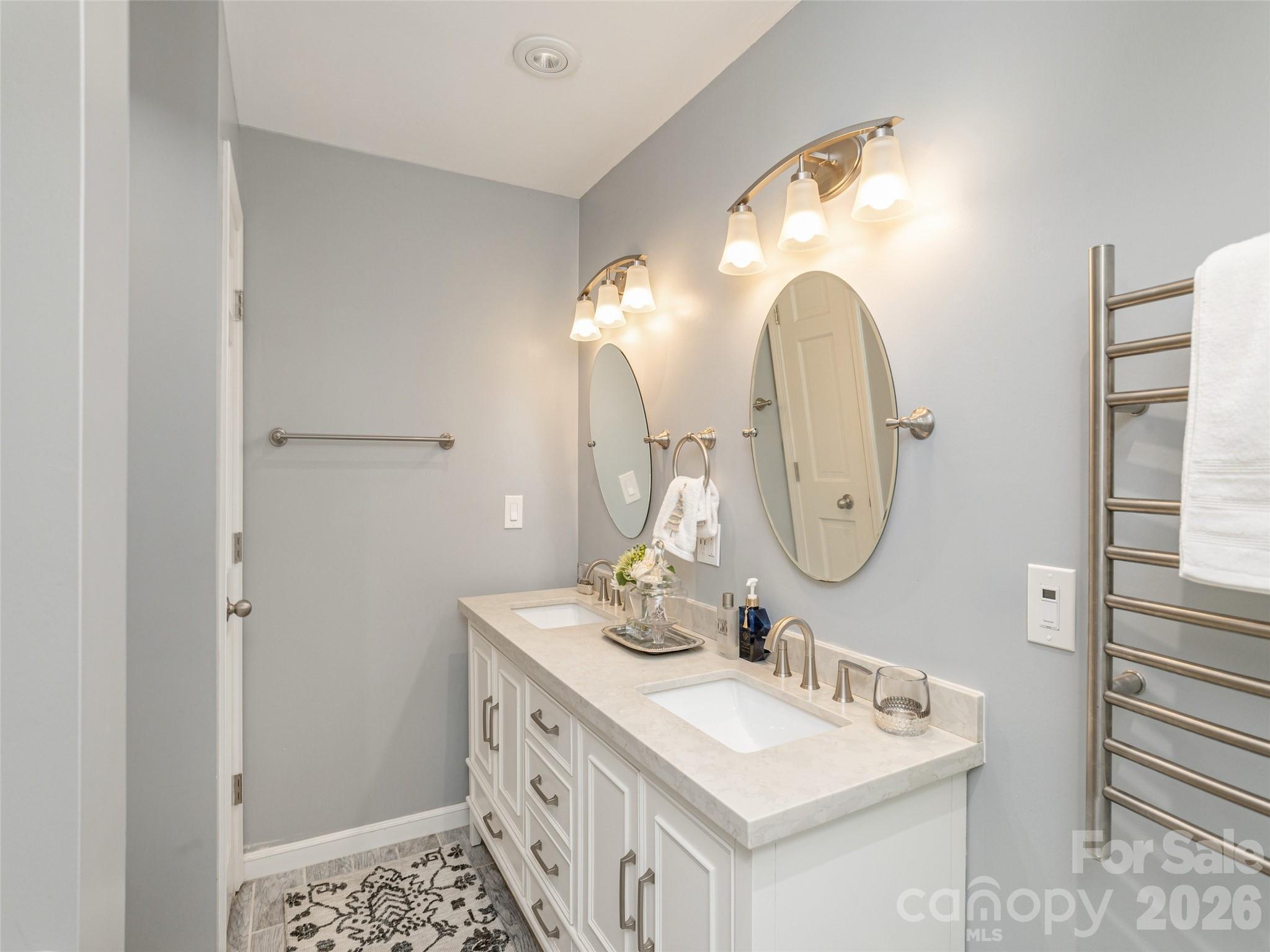 30 W Fairway Drive — Etowah