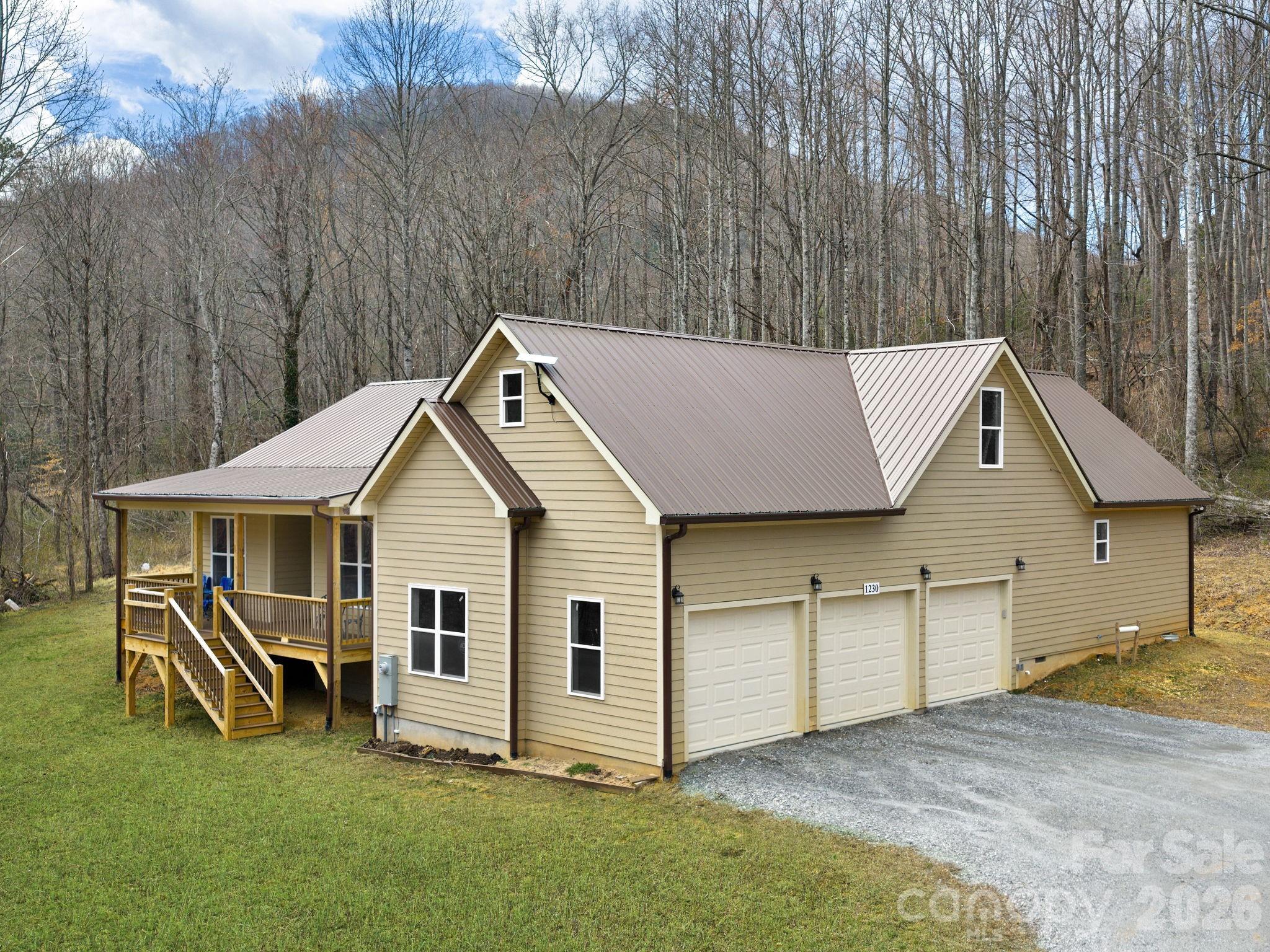1230 Terrys Gap Road — Hendersonville