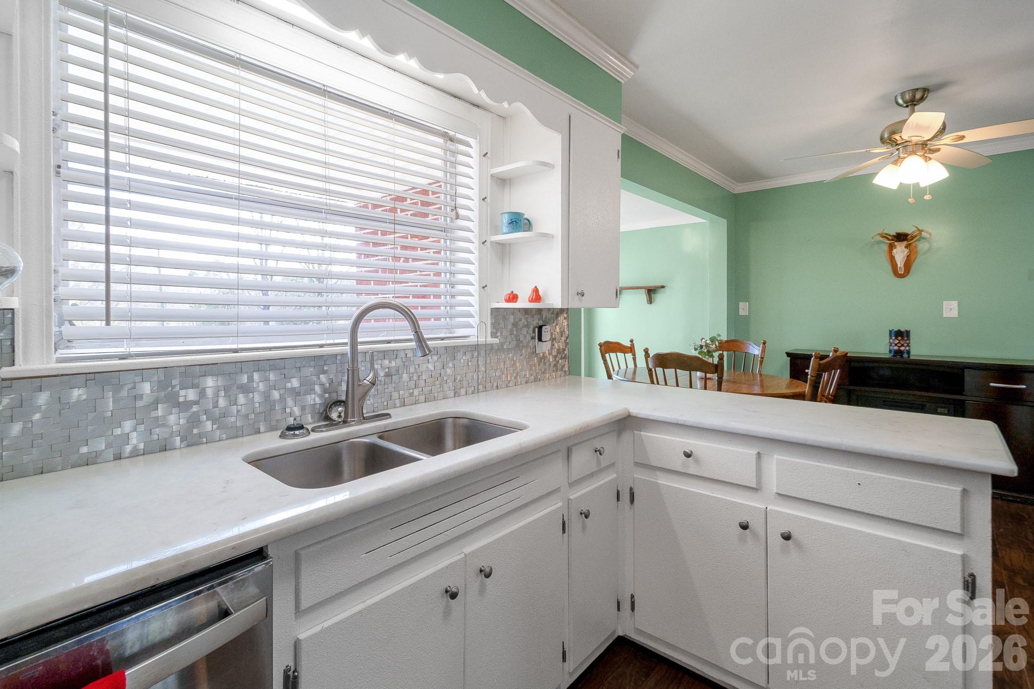 1099 S Potter Road — Lancaster