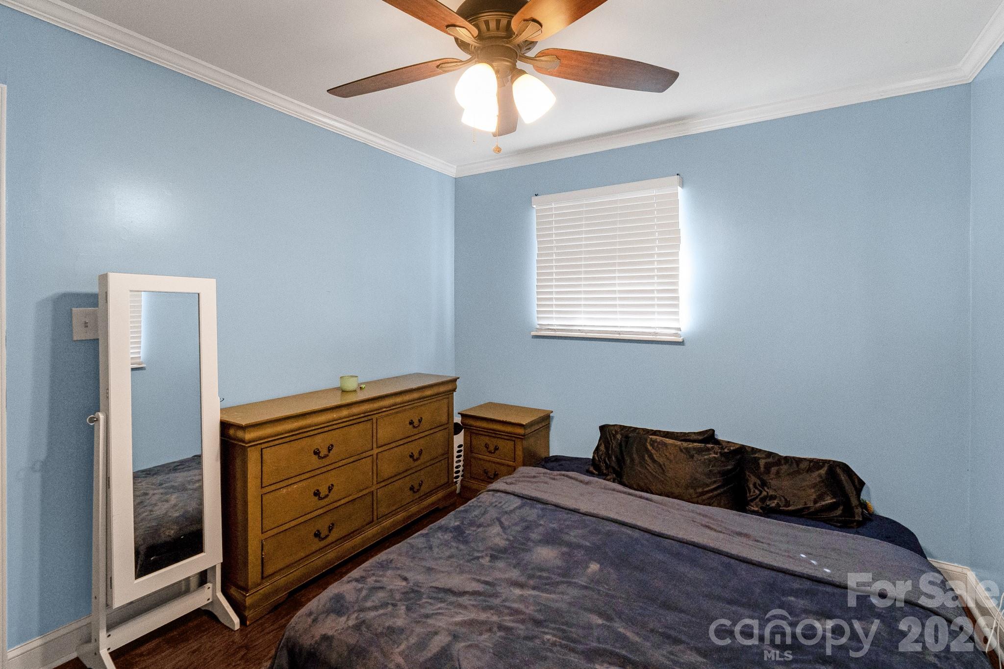 1099 S Potter Road — Lancaster