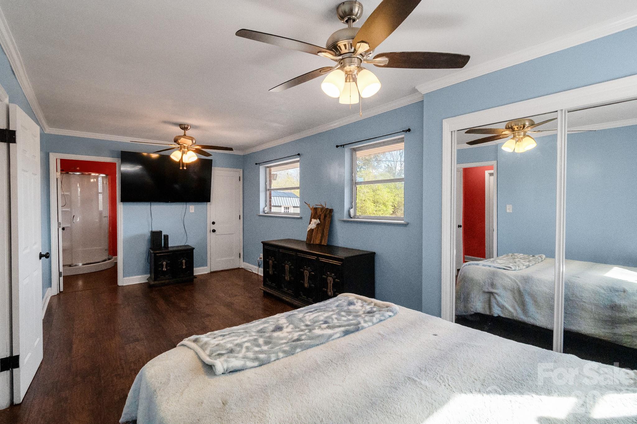 1099 S Potter Road — Lancaster