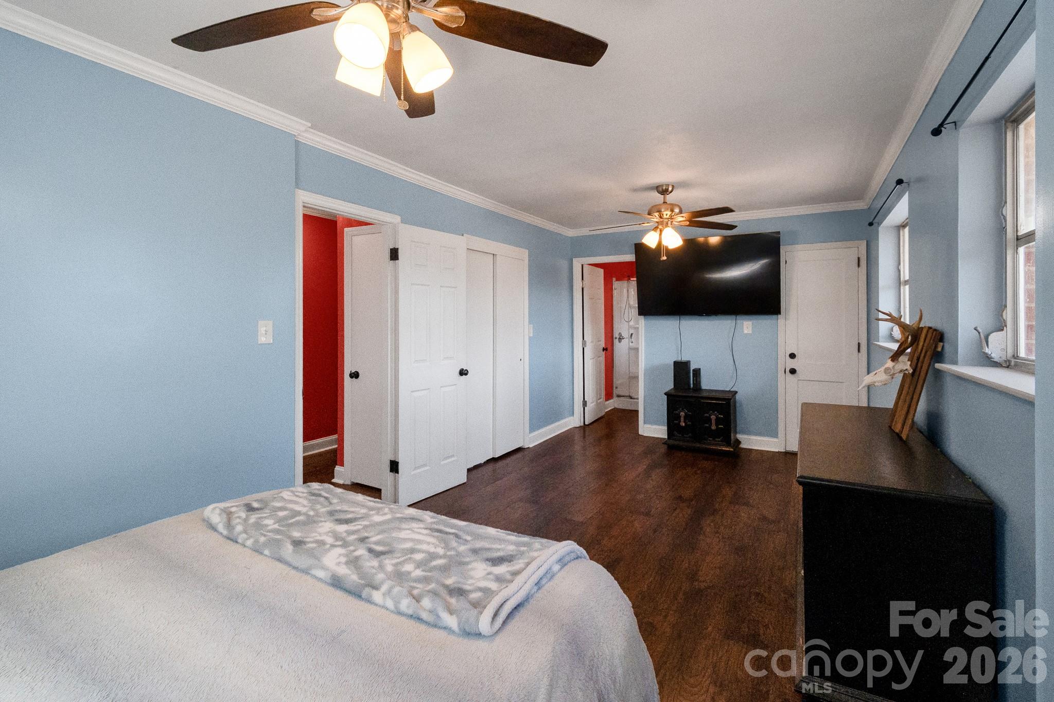 1099 S Potter Road — Lancaster