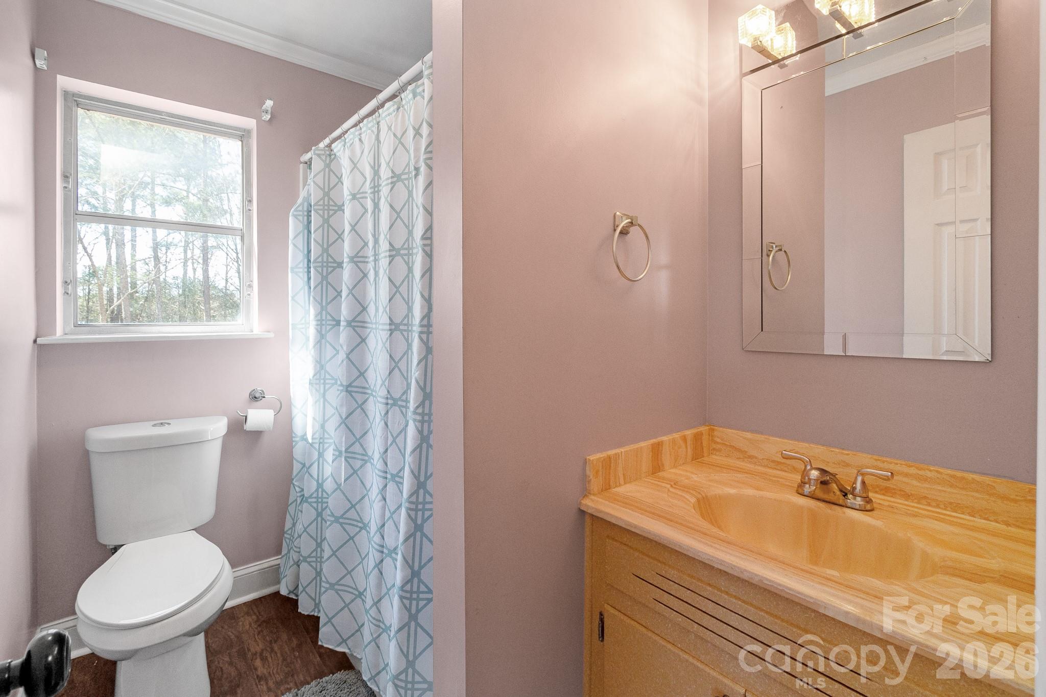 1099 S Potter Road — Lancaster