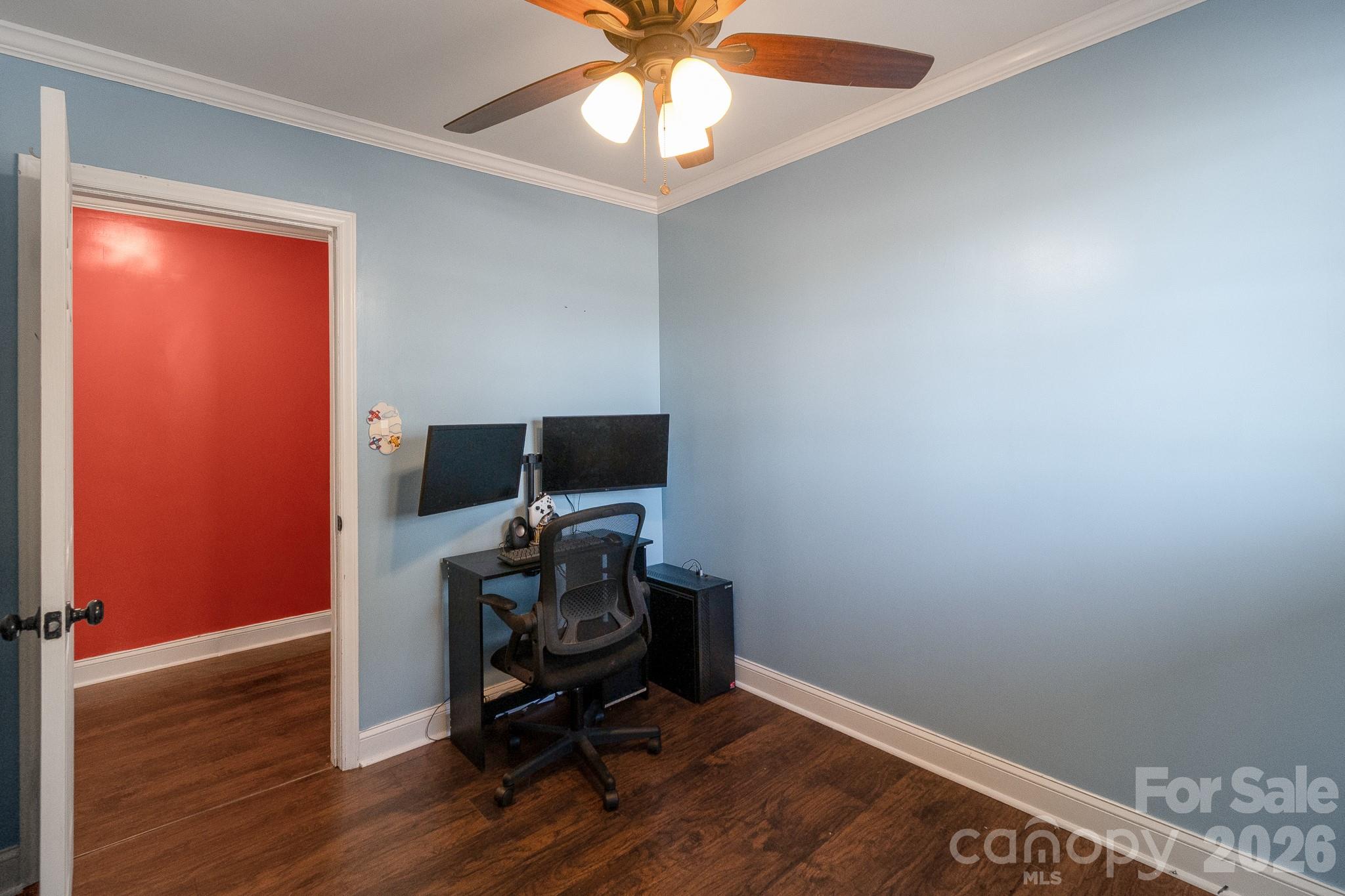 1099 S Potter Road — Lancaster
