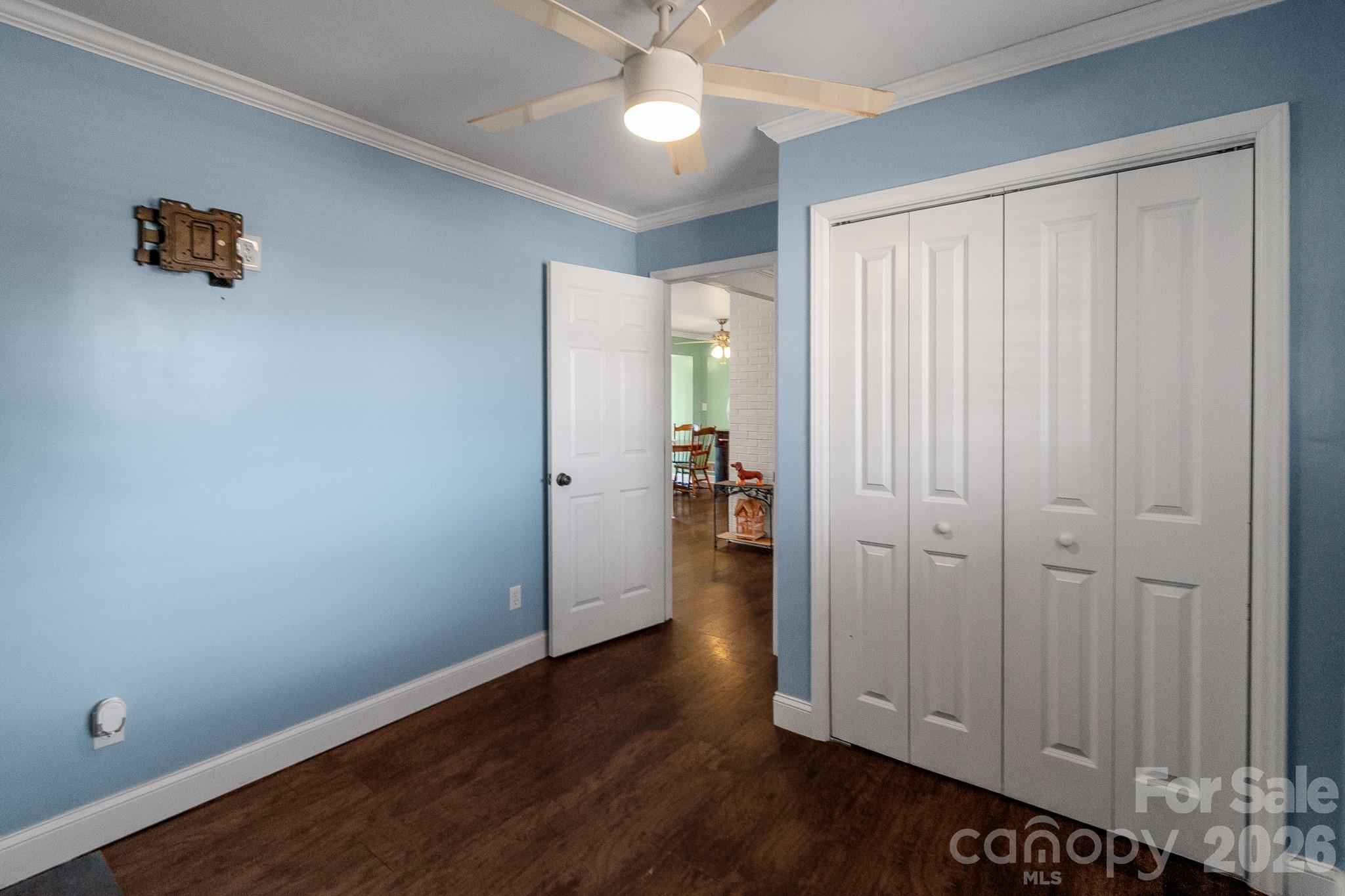 1099 S Potter Road — Lancaster