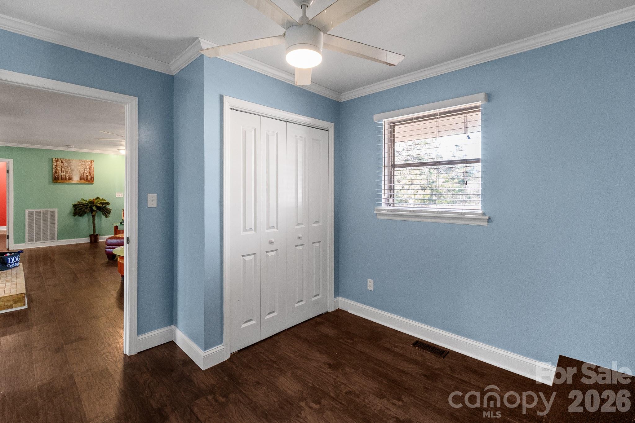 1099 S Potter Road — Lancaster