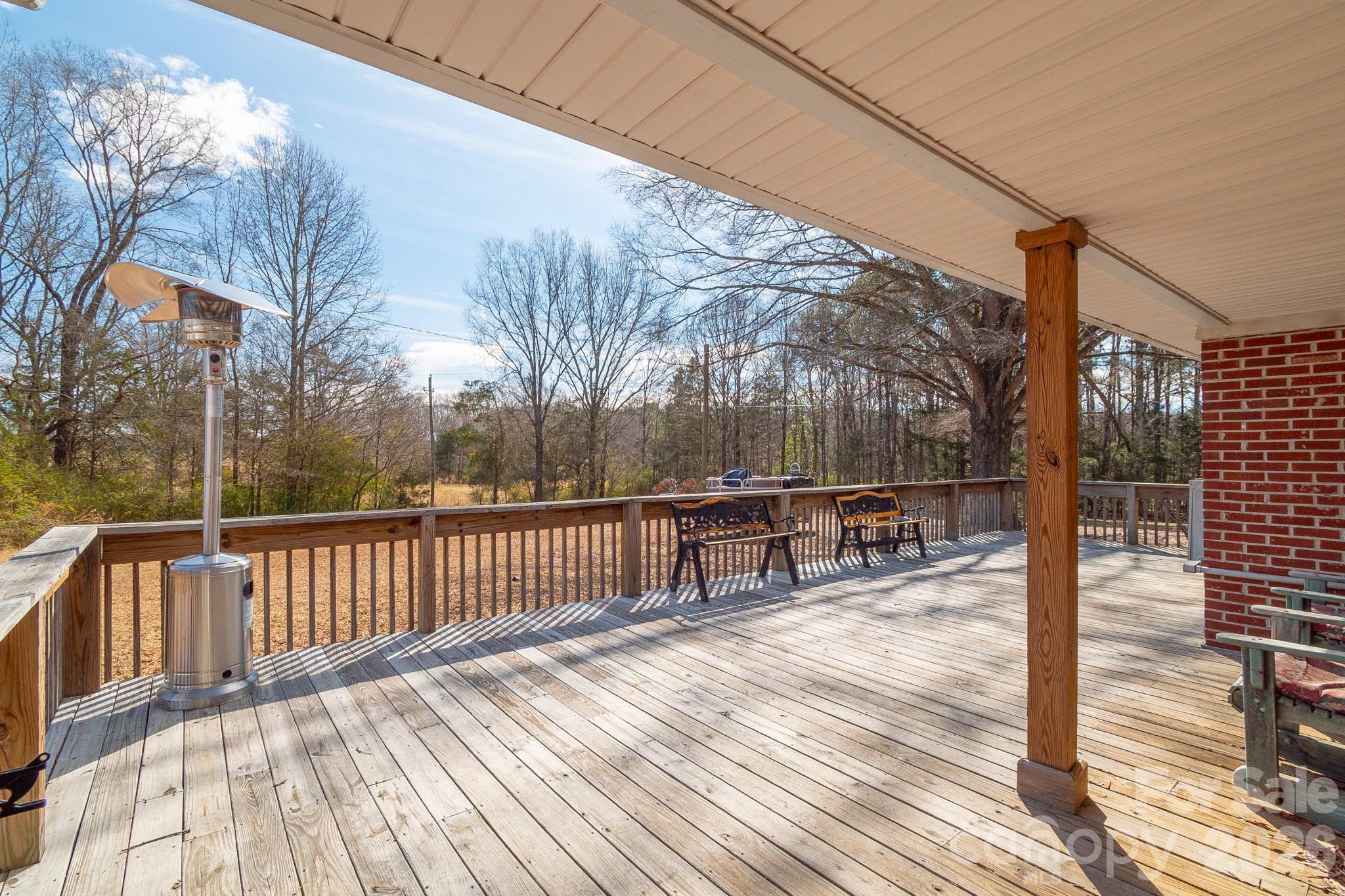 1099 S Potter Road — Lancaster