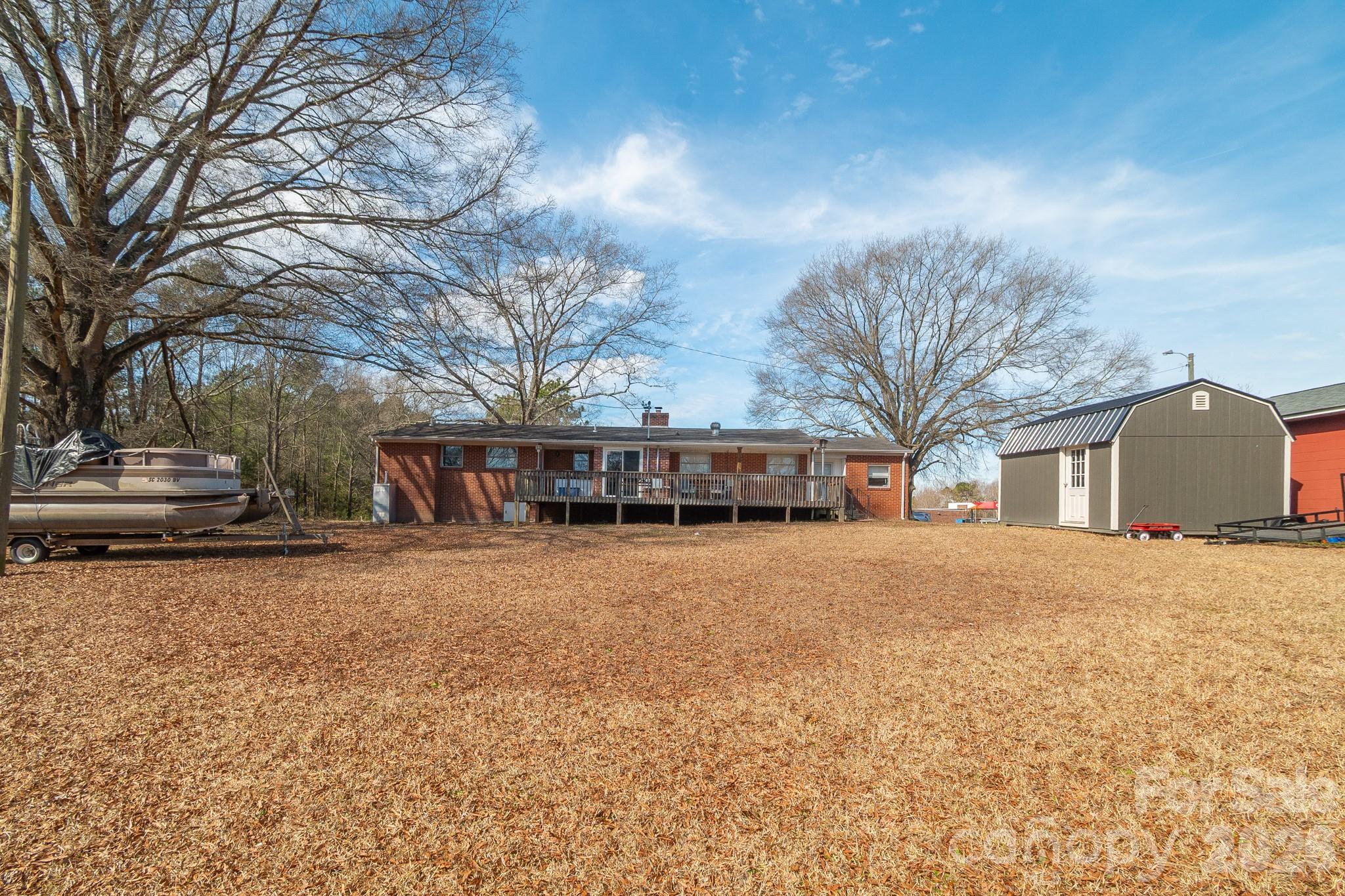 1099 S Potter Road — Lancaster