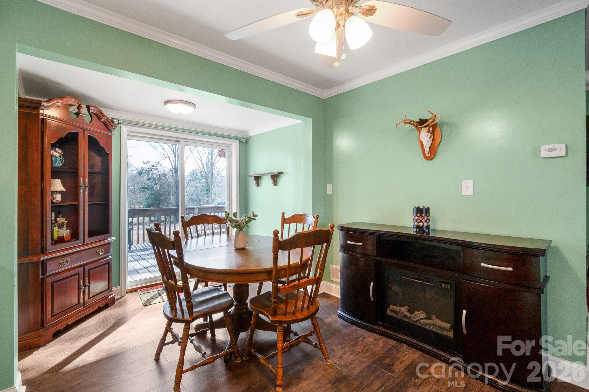 1099 S Potter Road — Lancaster