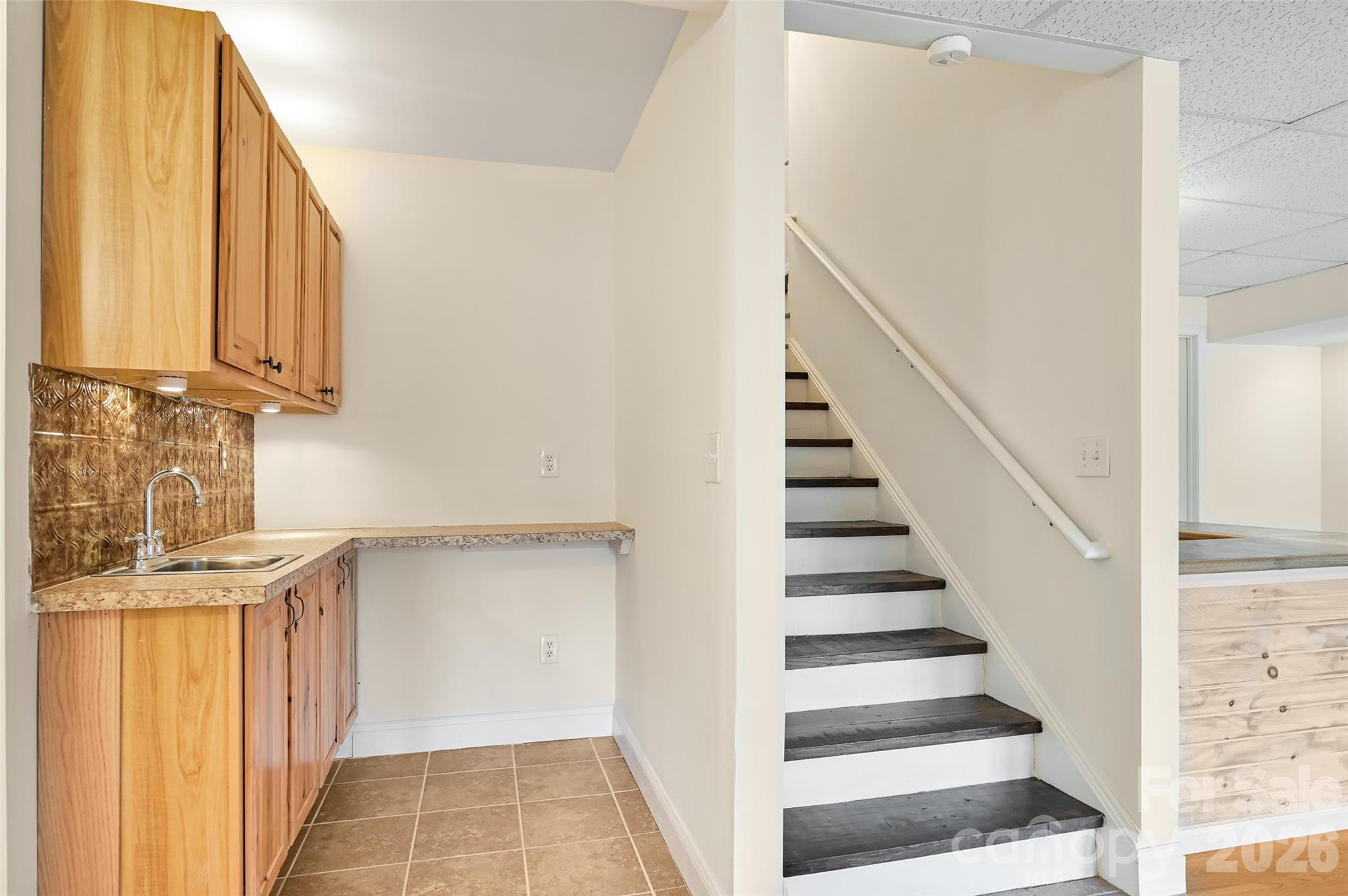 30 Grist Mill Drive — Hendersonville