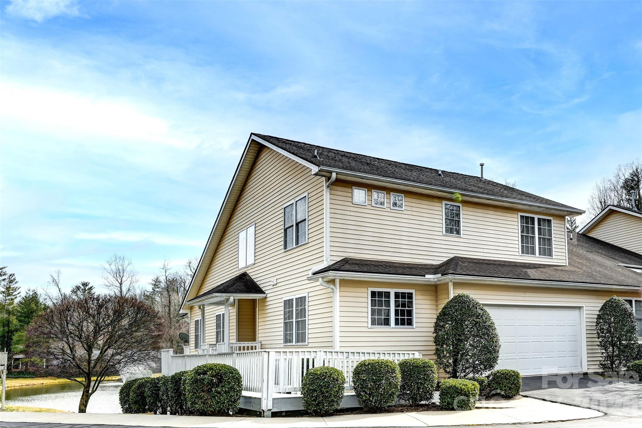 30 Grist Mill Drive — Hendersonville