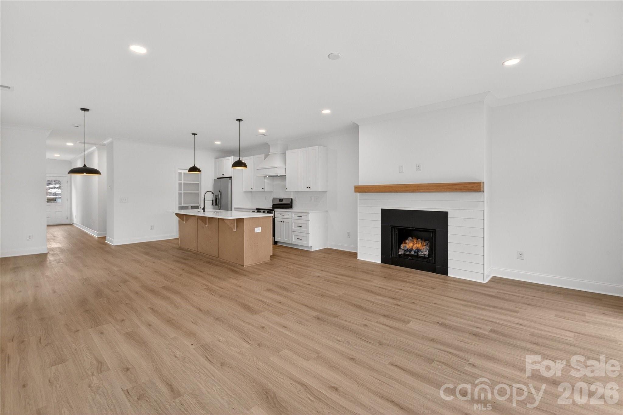 212 Lander Street — Charlotte