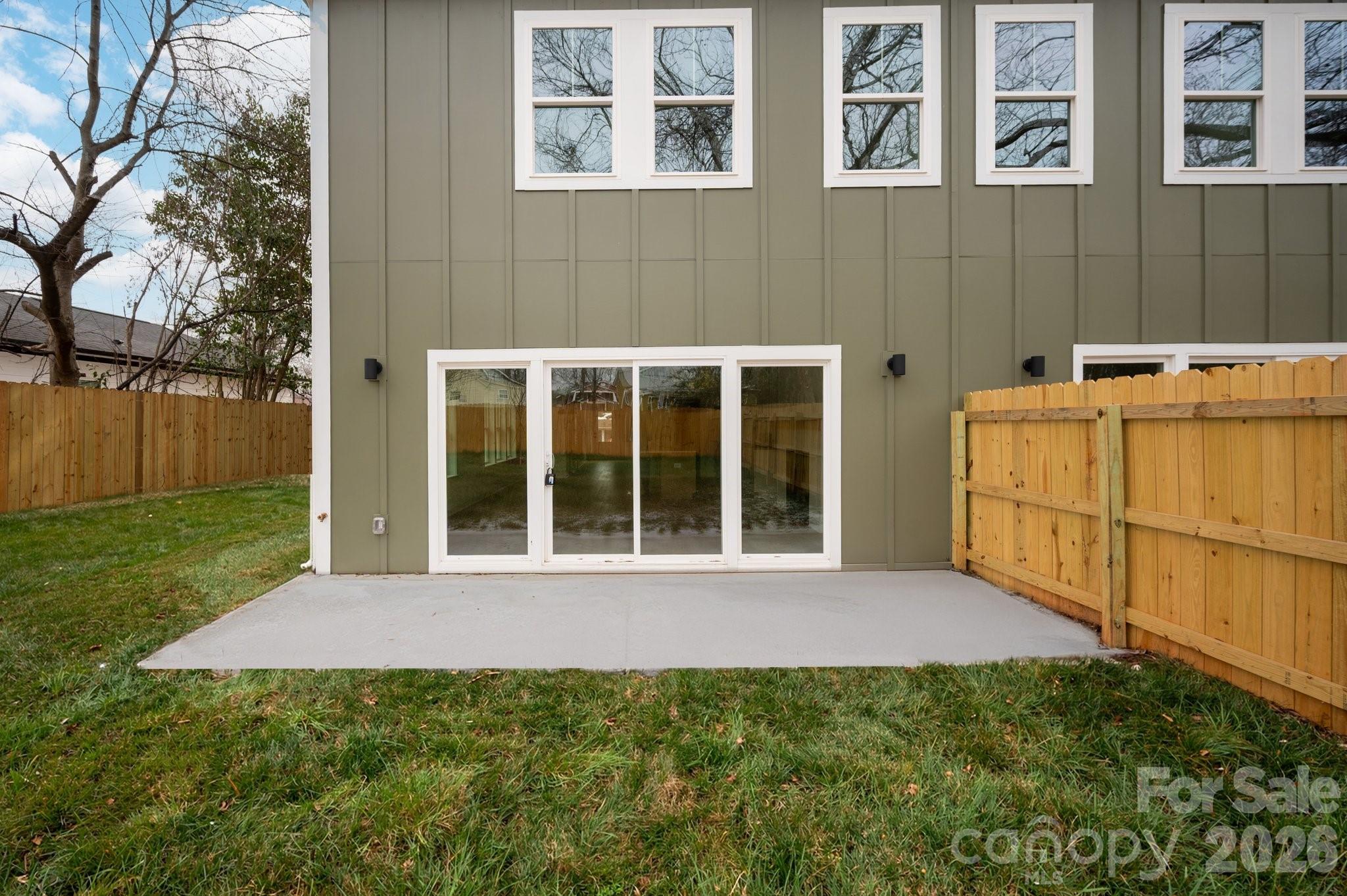 212 Lander Street — Charlotte